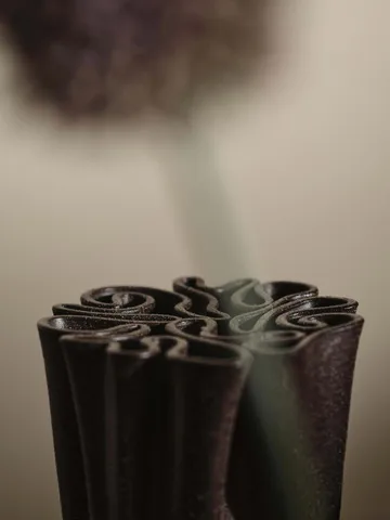 Dedali Vase 25cm - Dunkelbraun - Ferm Living