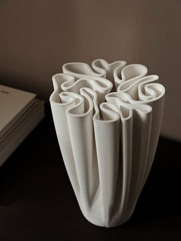 Dedali Vase 25cm - Off-white - Ferm Living