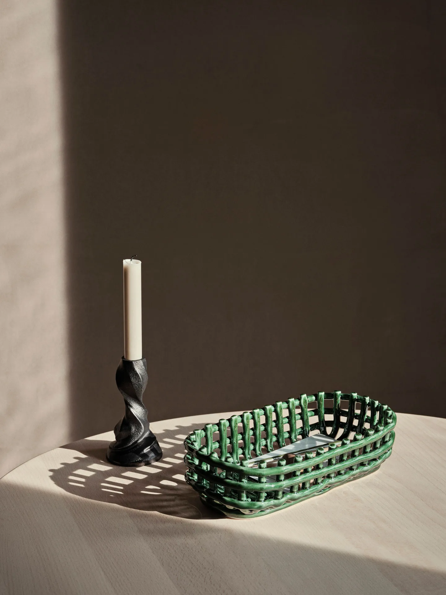 Gale Kerzenhalter 13 cm, Blackened Aluminium Ferm Living