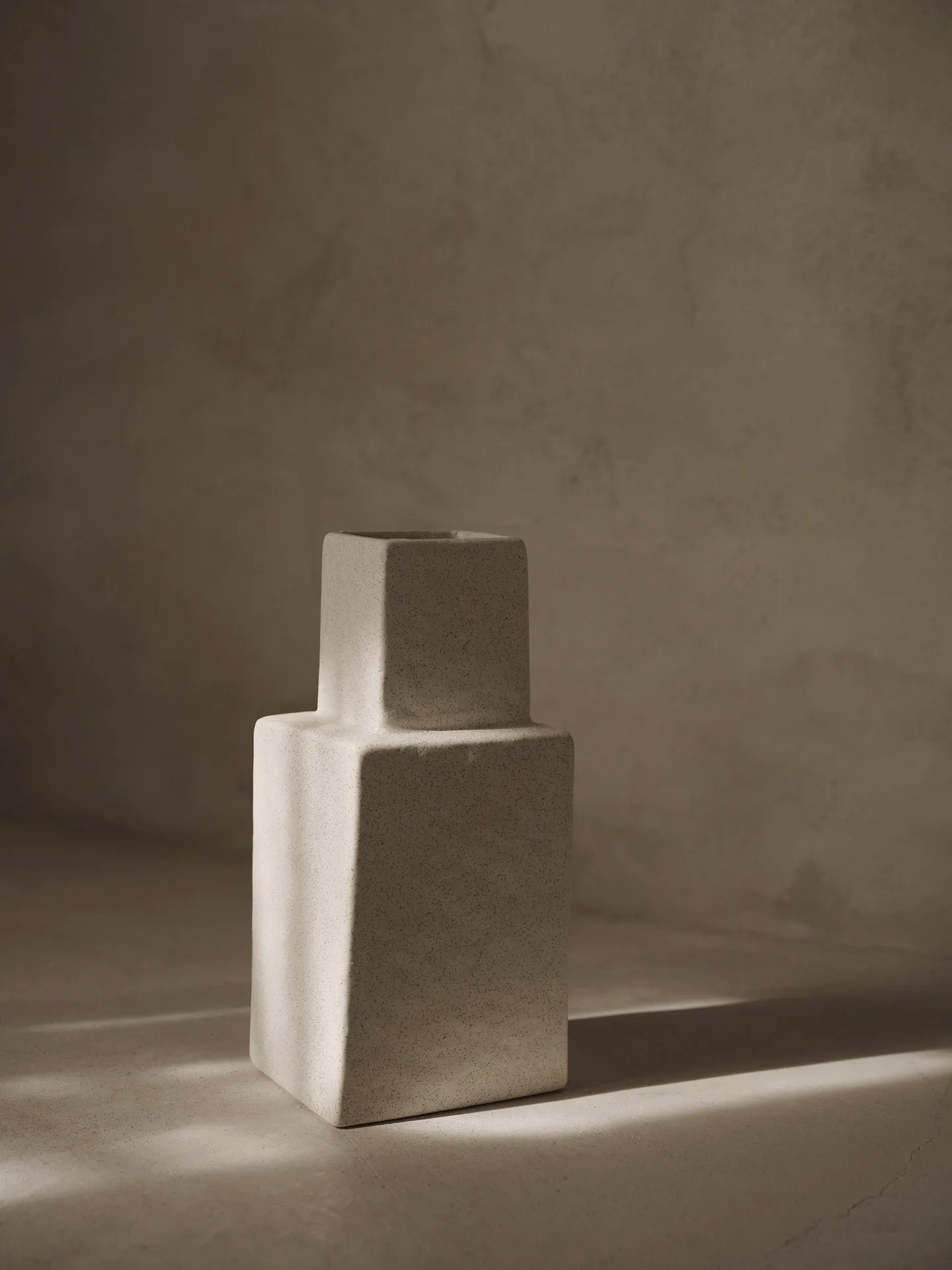 Koa Vase H29, Off white Ferm Living