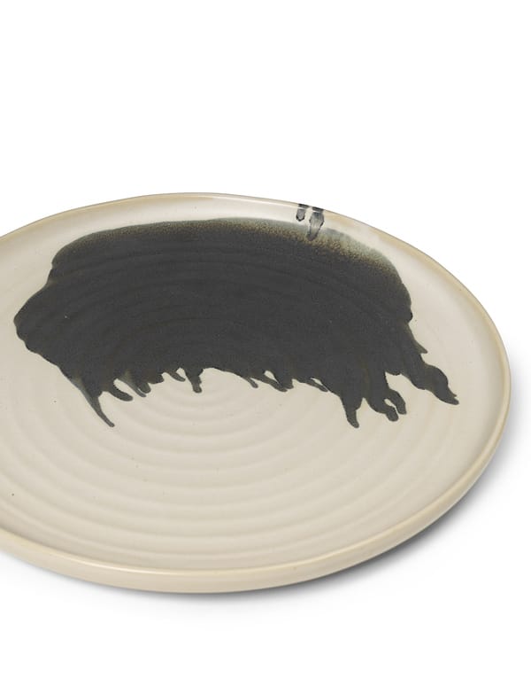 Omhu Centrepiece Serviertasse ⌀36 cm, Off white-charcoal Ferm Living