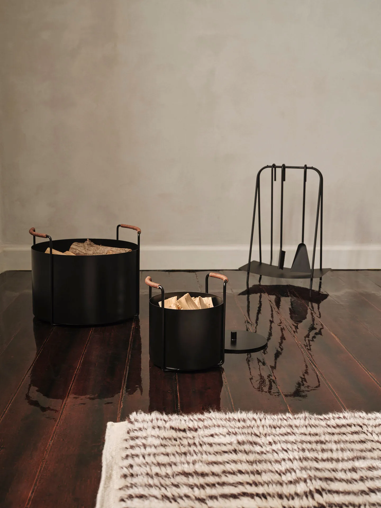 Port Feuerholzkorb, 42x40x32,4 cm, Black Ferm Living