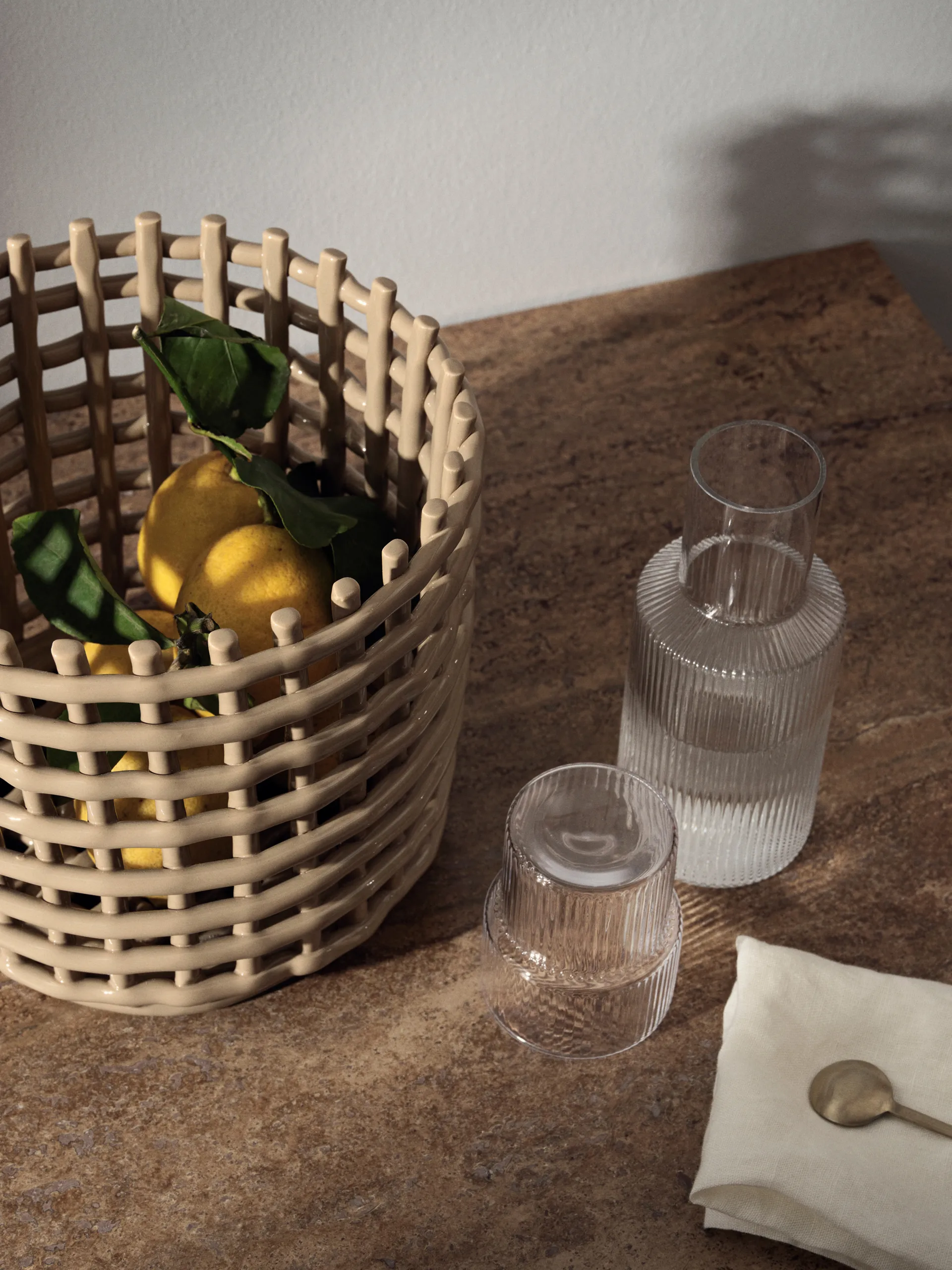 Ripple Karaffe und Glas 17 Teile - Klar Ferm Living