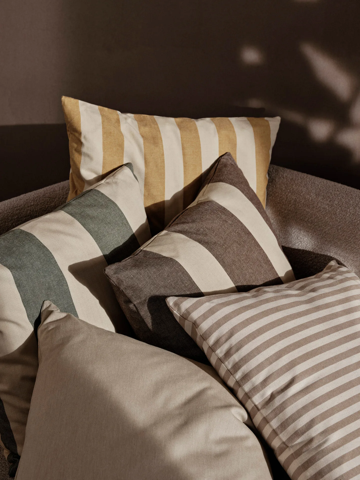 Strand outdoor Kissenbezug 50x50 cm, Carob brown-parchment Ferm Living