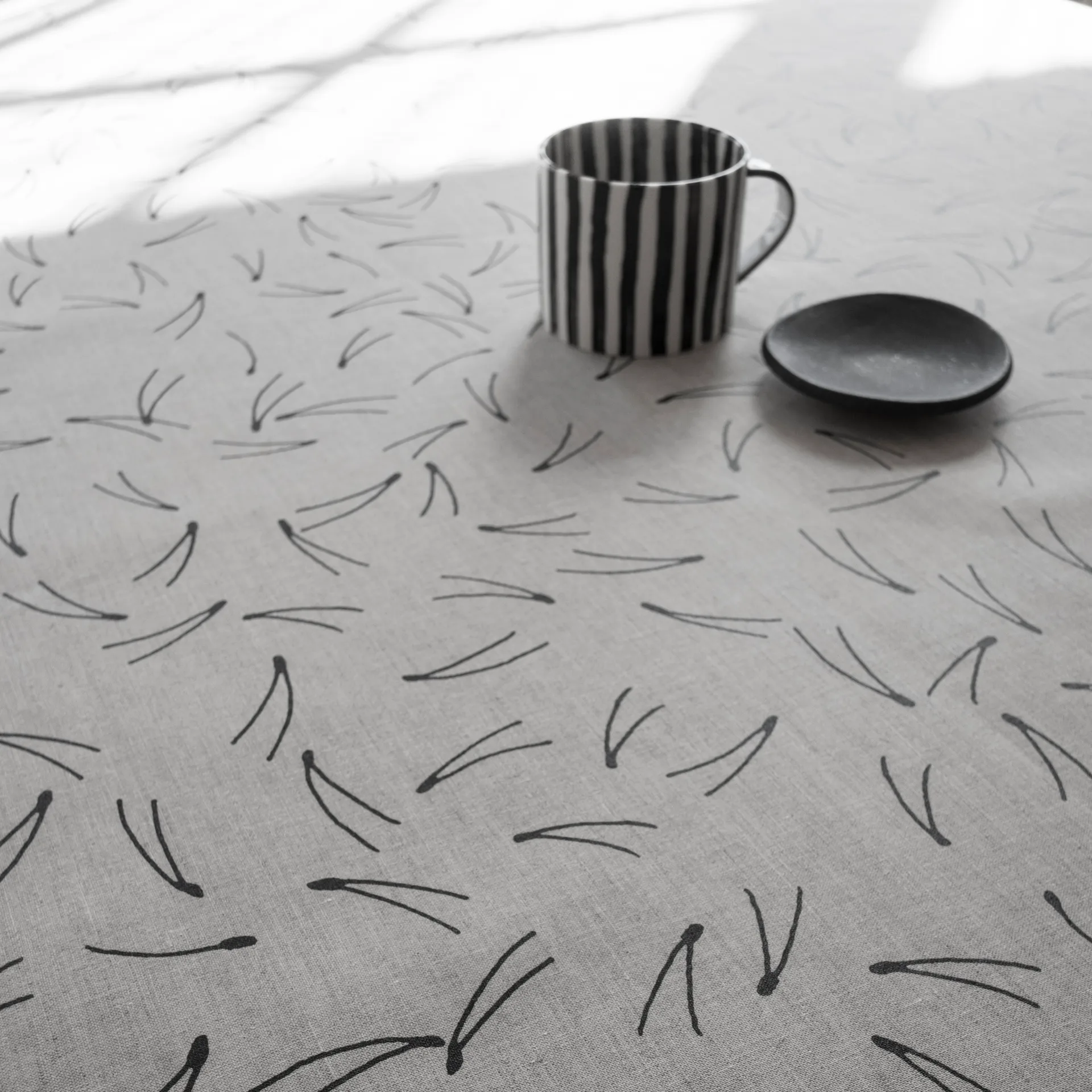 Barr Wachstuch, Schwarz-natur Fine Little Day