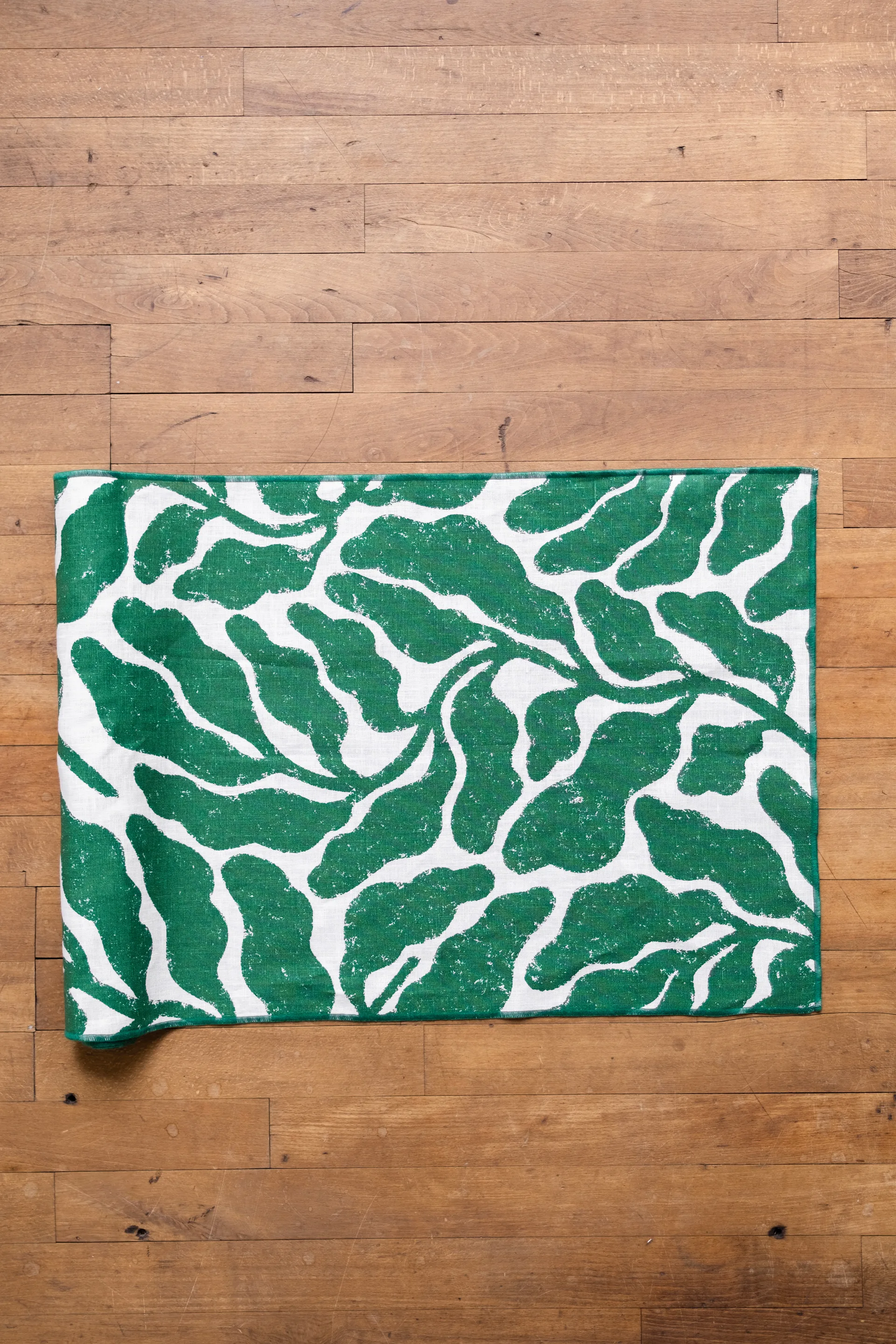 Leaves Läufer 45x180 cm, Green Fine Little Day