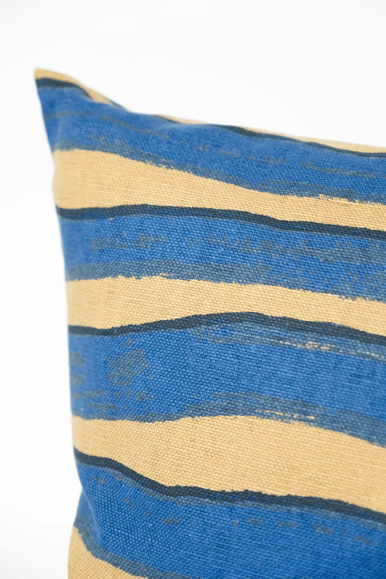 Rand Kissenbezug, Braun-Blau, 48x68 cm Fine Little Day