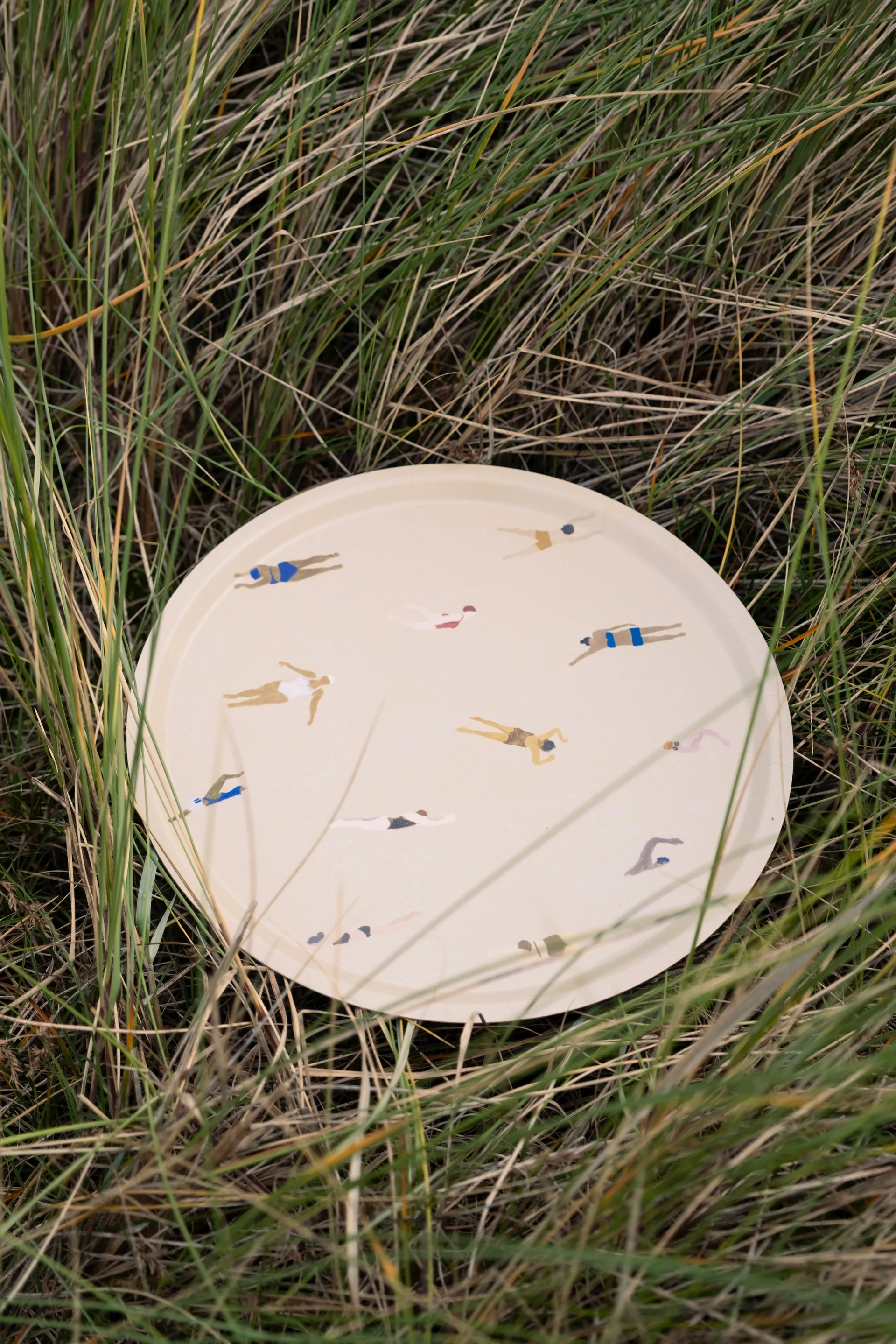 Swimmers Tablett Ø38cm, Beige Fine Little Day