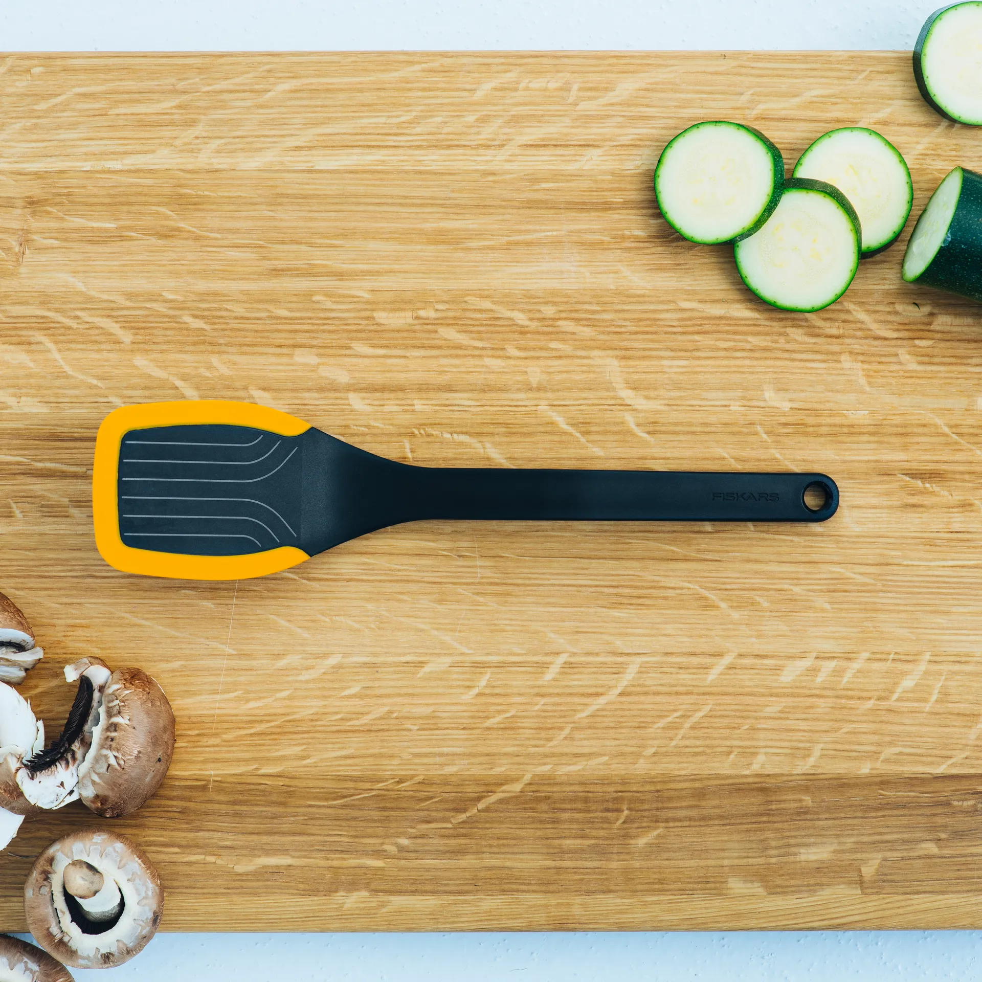 Functional Form Pfannenwender 29cm, Schwarz Fiskars