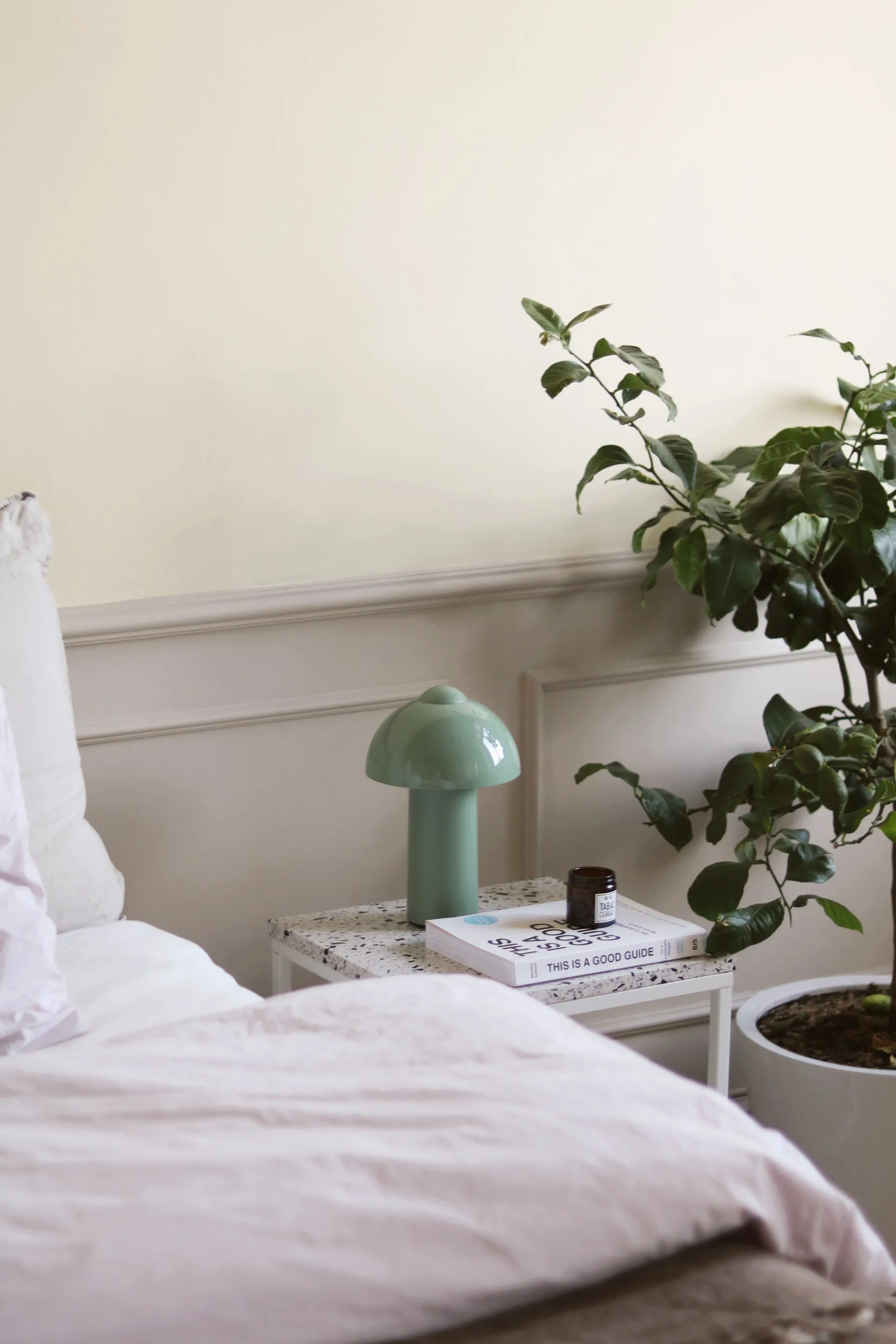 Buddy portable Tischleuchte, Grün Globen Lighting