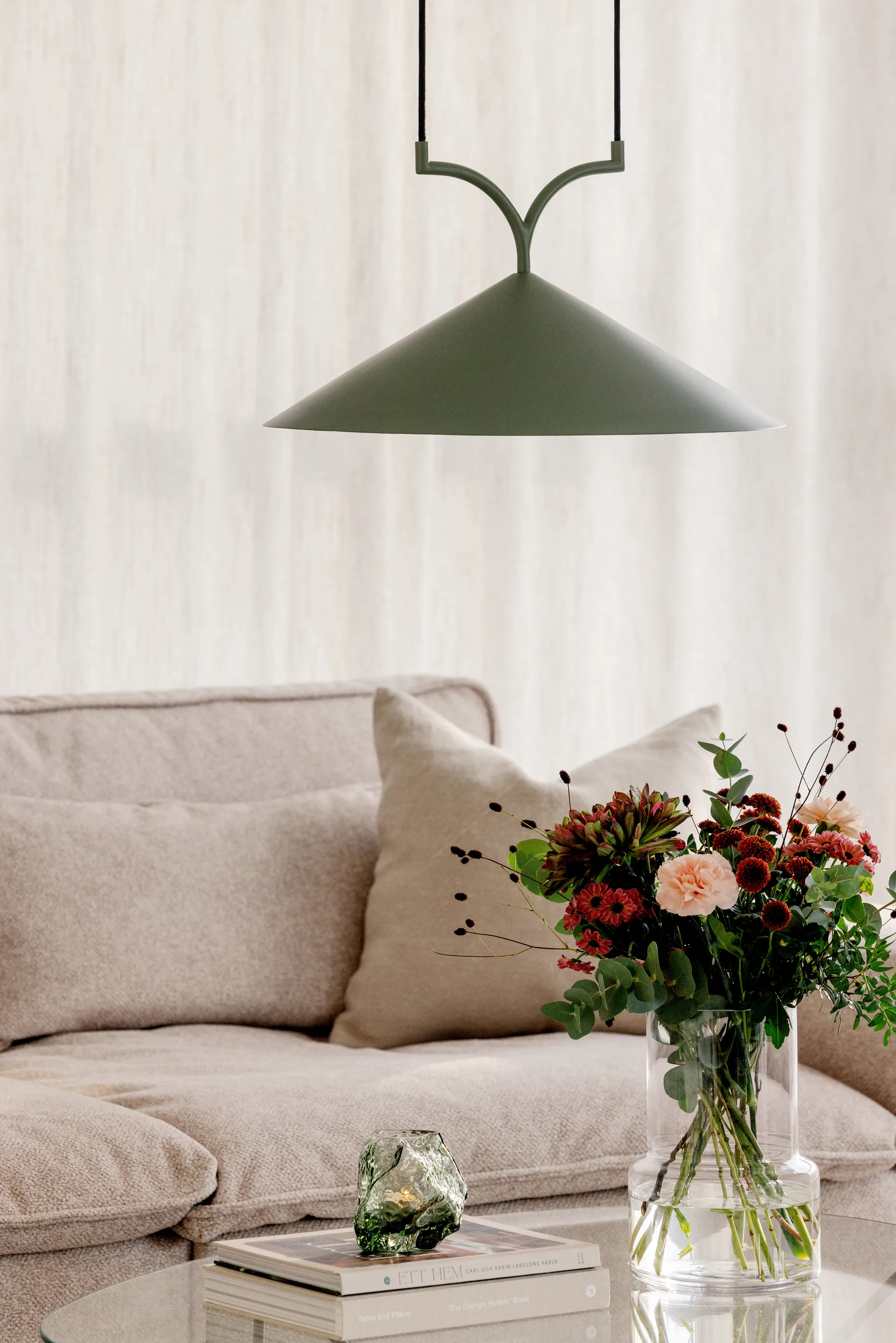 Curve Pendelleuchte 50, Grün Globen Lighting