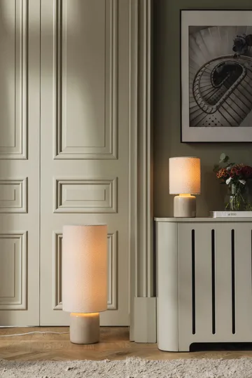 Florian Tischleuchte - Weiß Bouclé/Beige, Ø20x39 cm - Globen Lighting