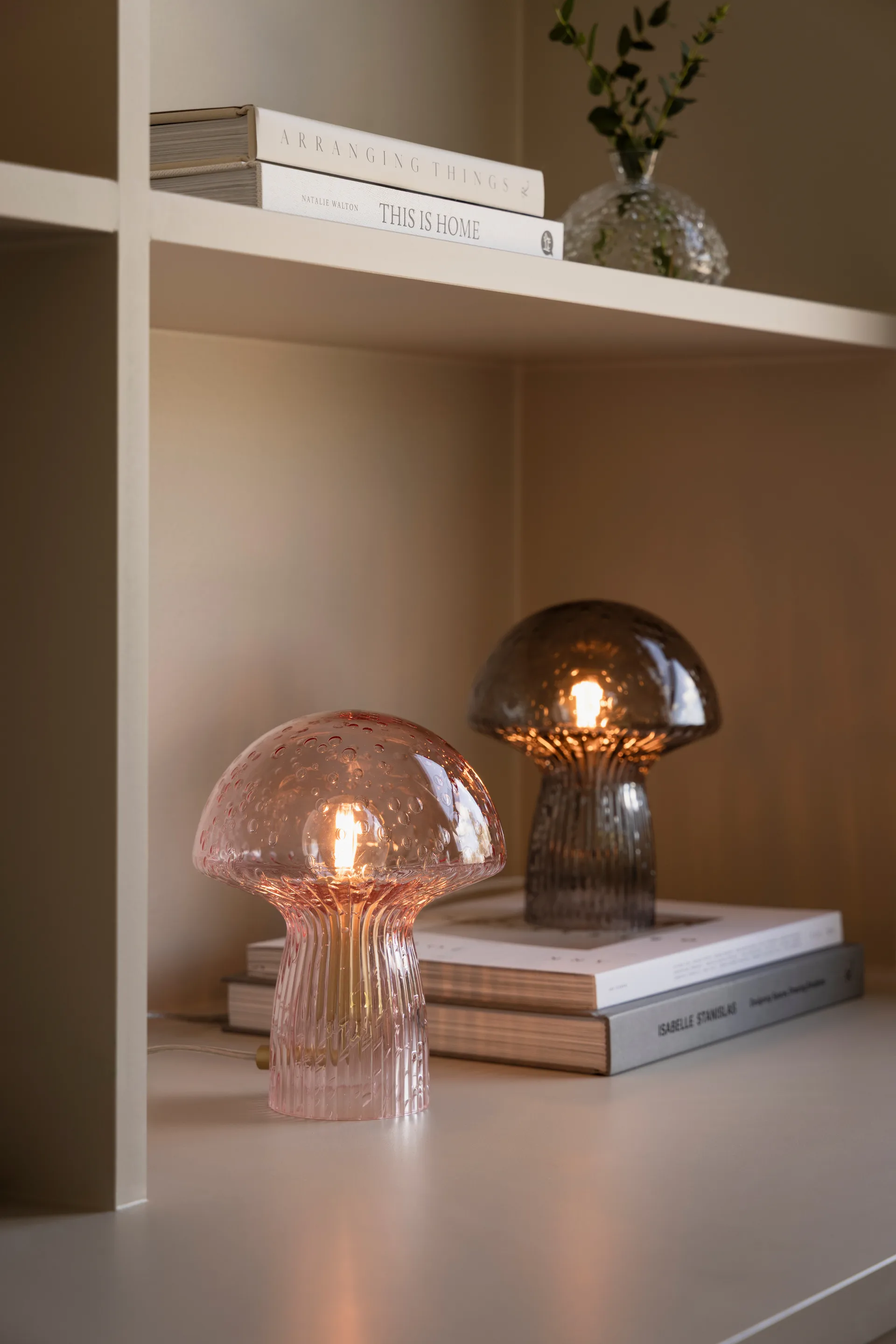 Fungo Tischleuchte Special Edition Rauch, Ø16 cm, H:20 cm Globen Lighting