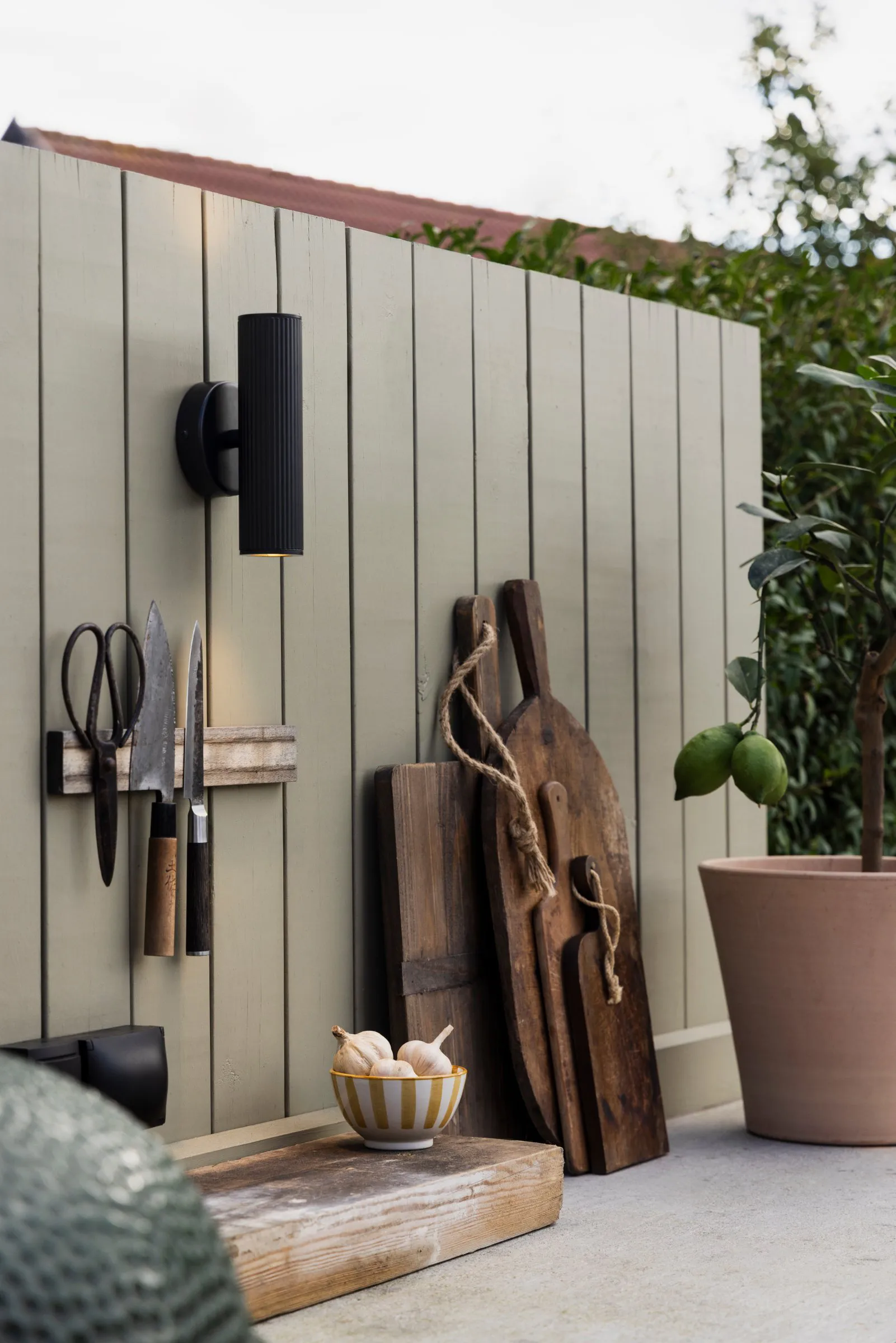 Hubble up/down Wandleuchte Fassadenbeleuchtung, Schwarz Globen Lighting