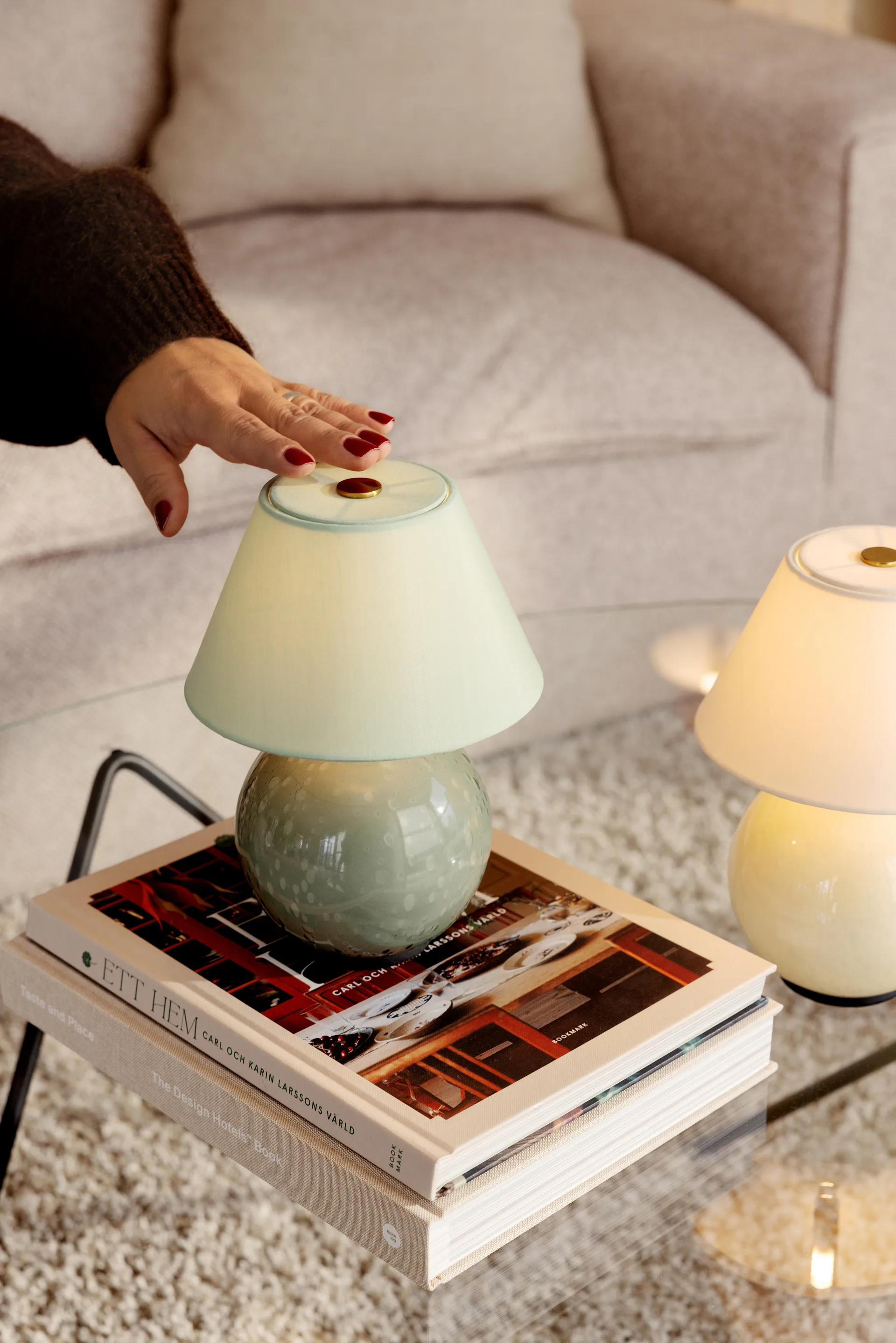 Iris 16 tragbare Tischlampe, Grün Globen Lighting