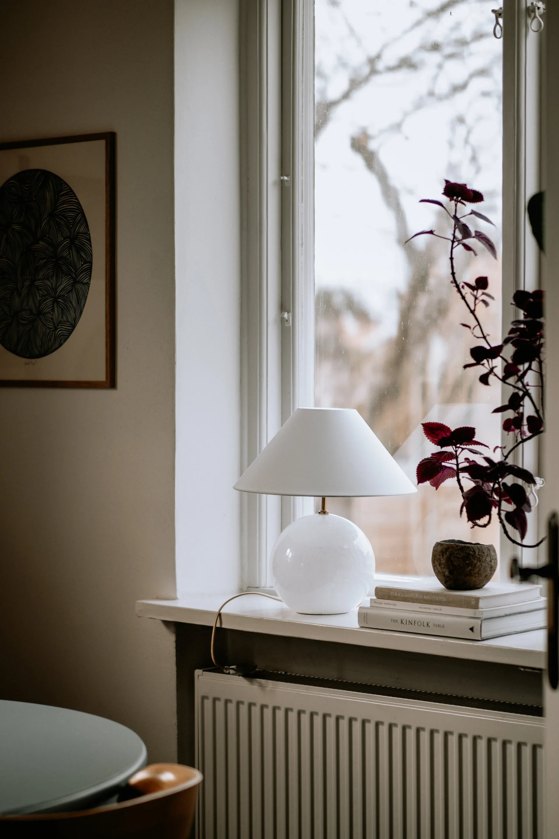 Iris 35 Tischleuchte 39 cm, Weiß Globen Lighting