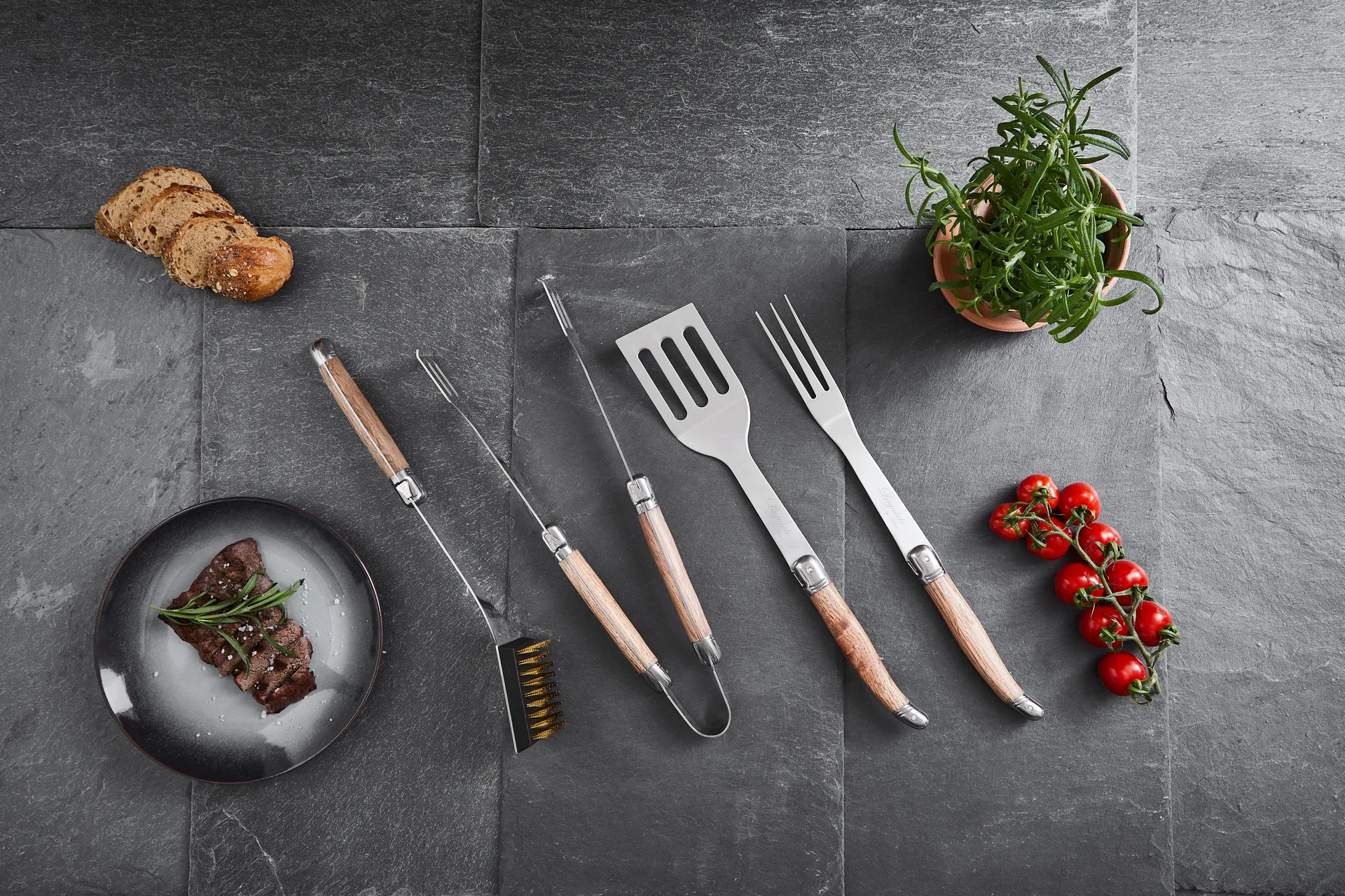 Laguiole By Hâws BBQ-Grillset 4-teilig, Oak Hâws