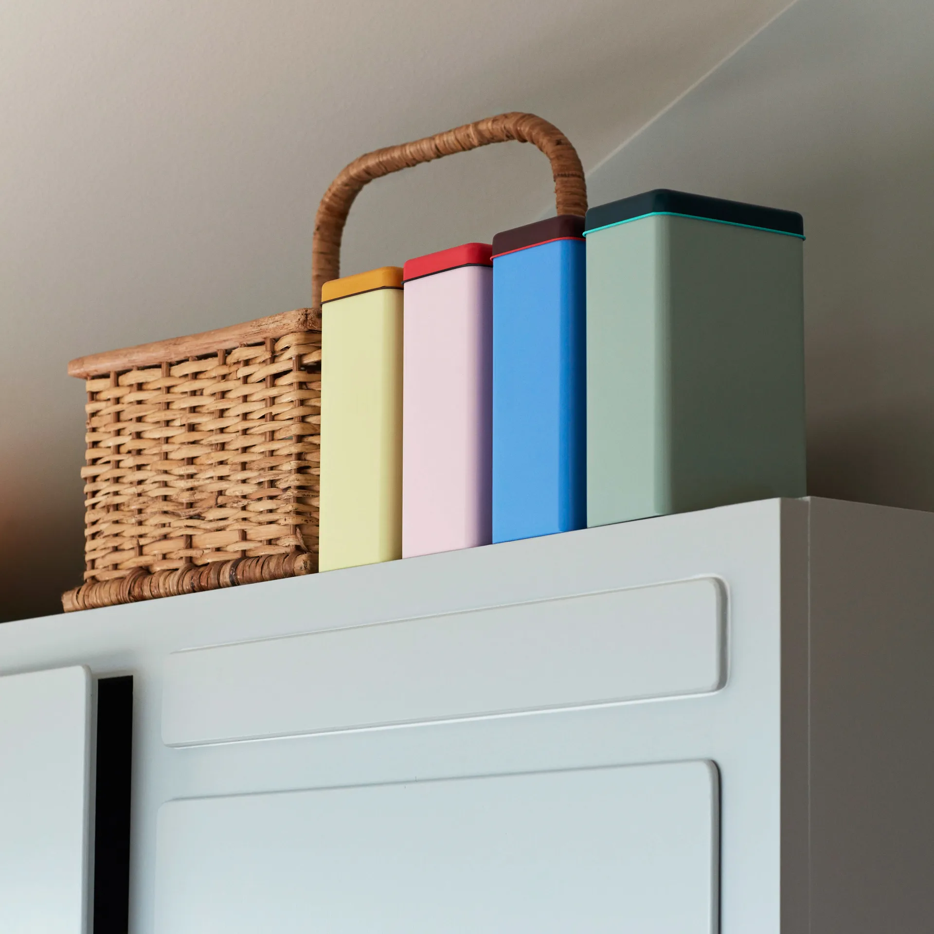 Tin by Sowden Dose, Rosa HAY