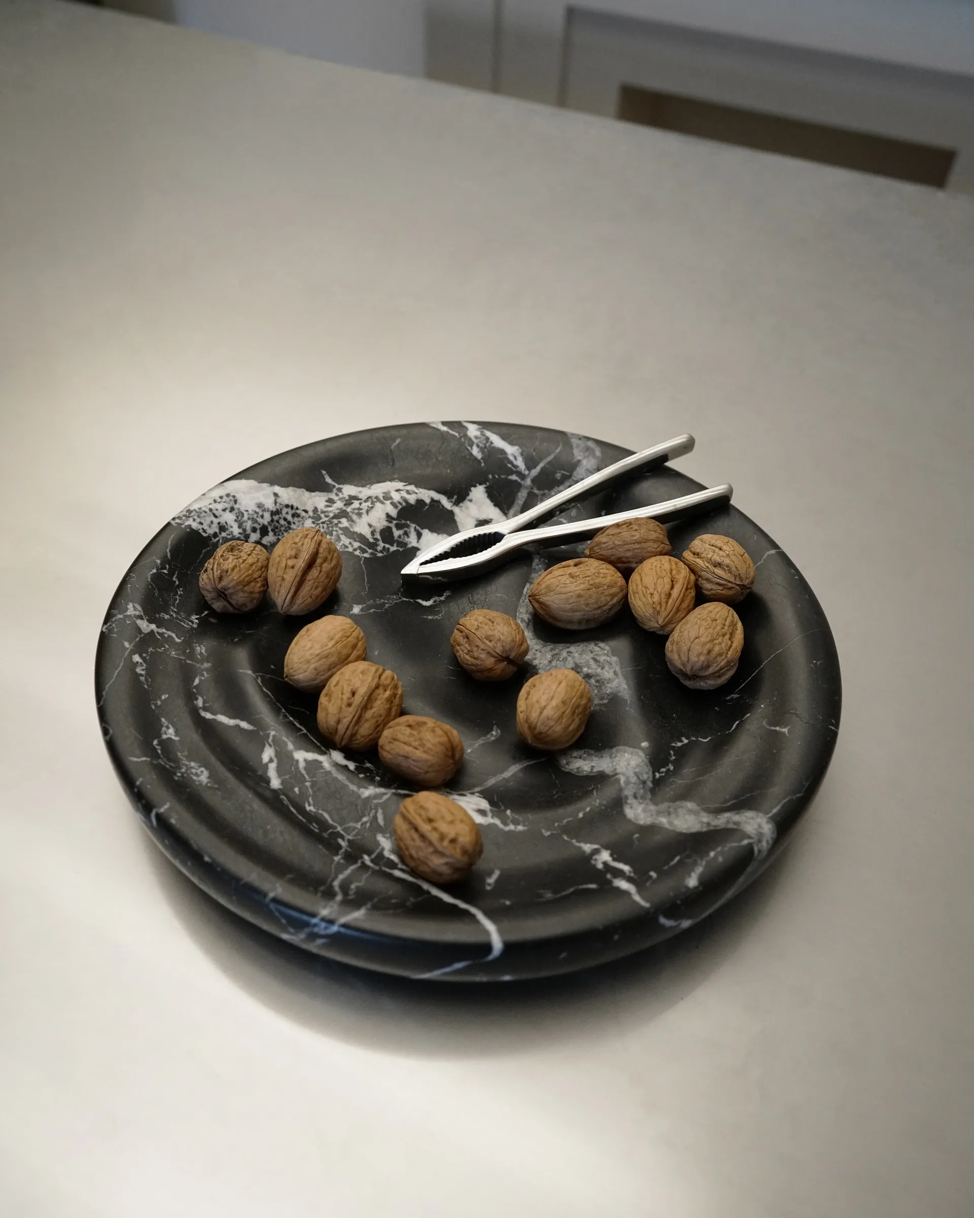 Ripple Schale Ø 30 cm, Black Marble Hein Studio