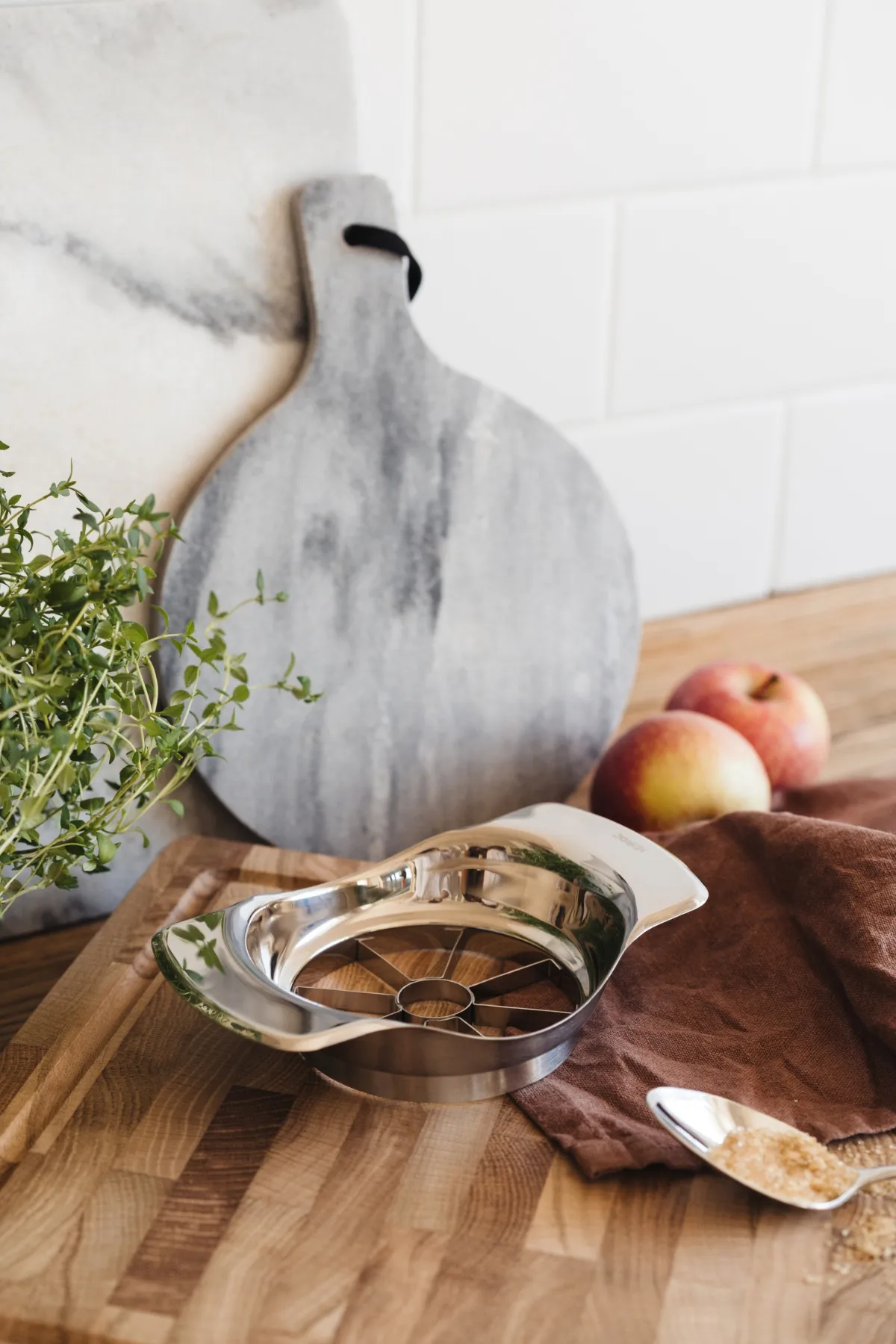 Heirol Apfelschneider, Edelstahl-18 cm Heirol