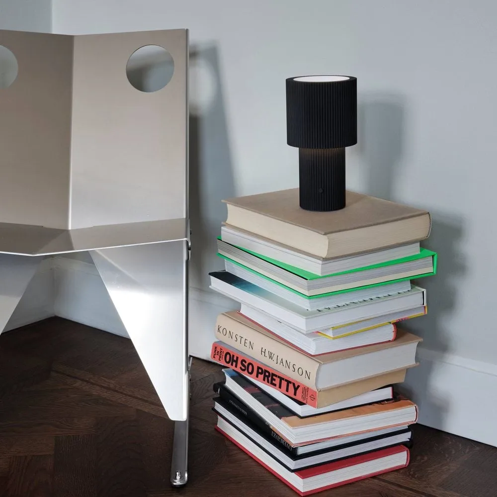 Iluma tragbare Tischlampe, Jet black Herstal