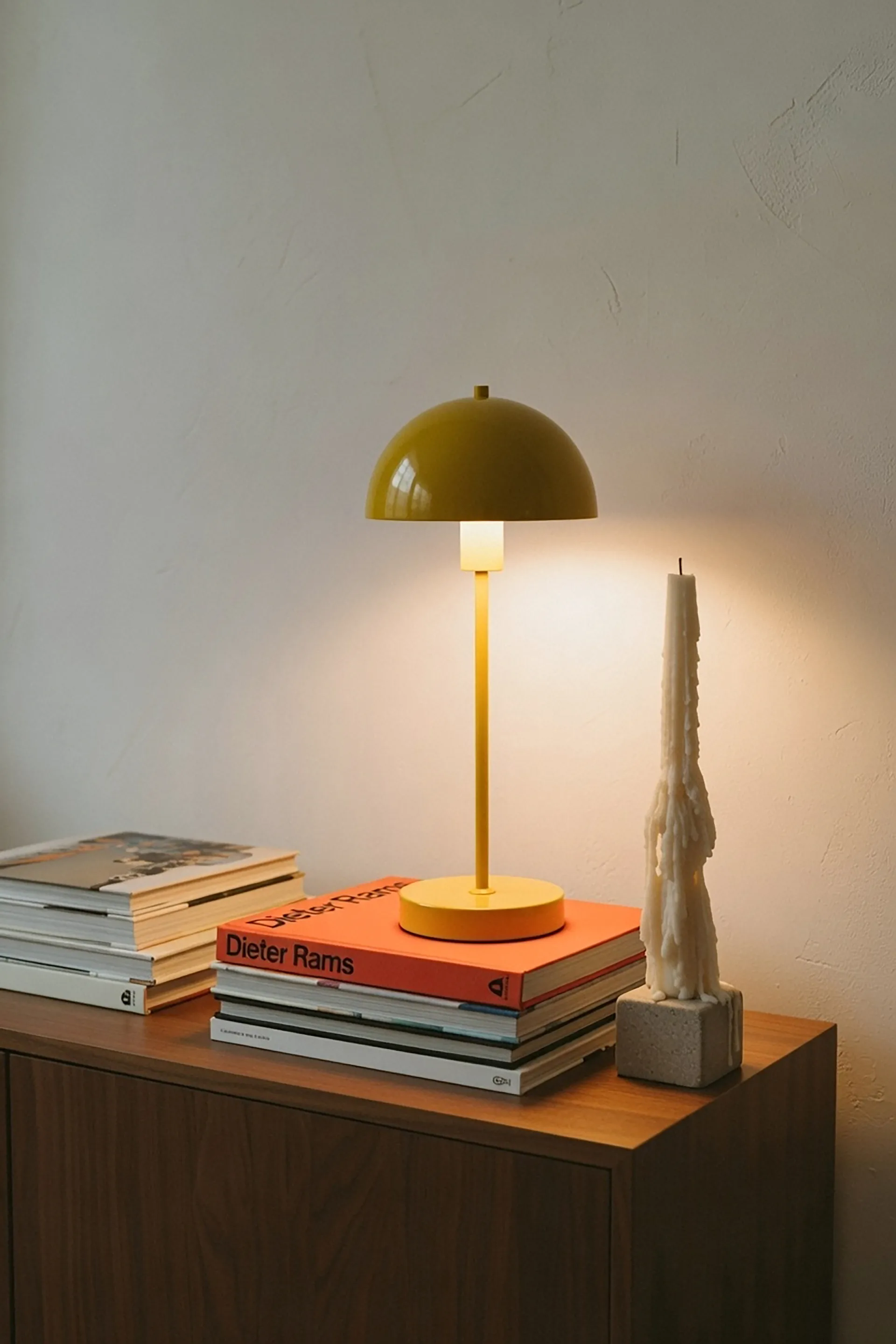 Vienda Tischleuchte, Mango yellow Herstal