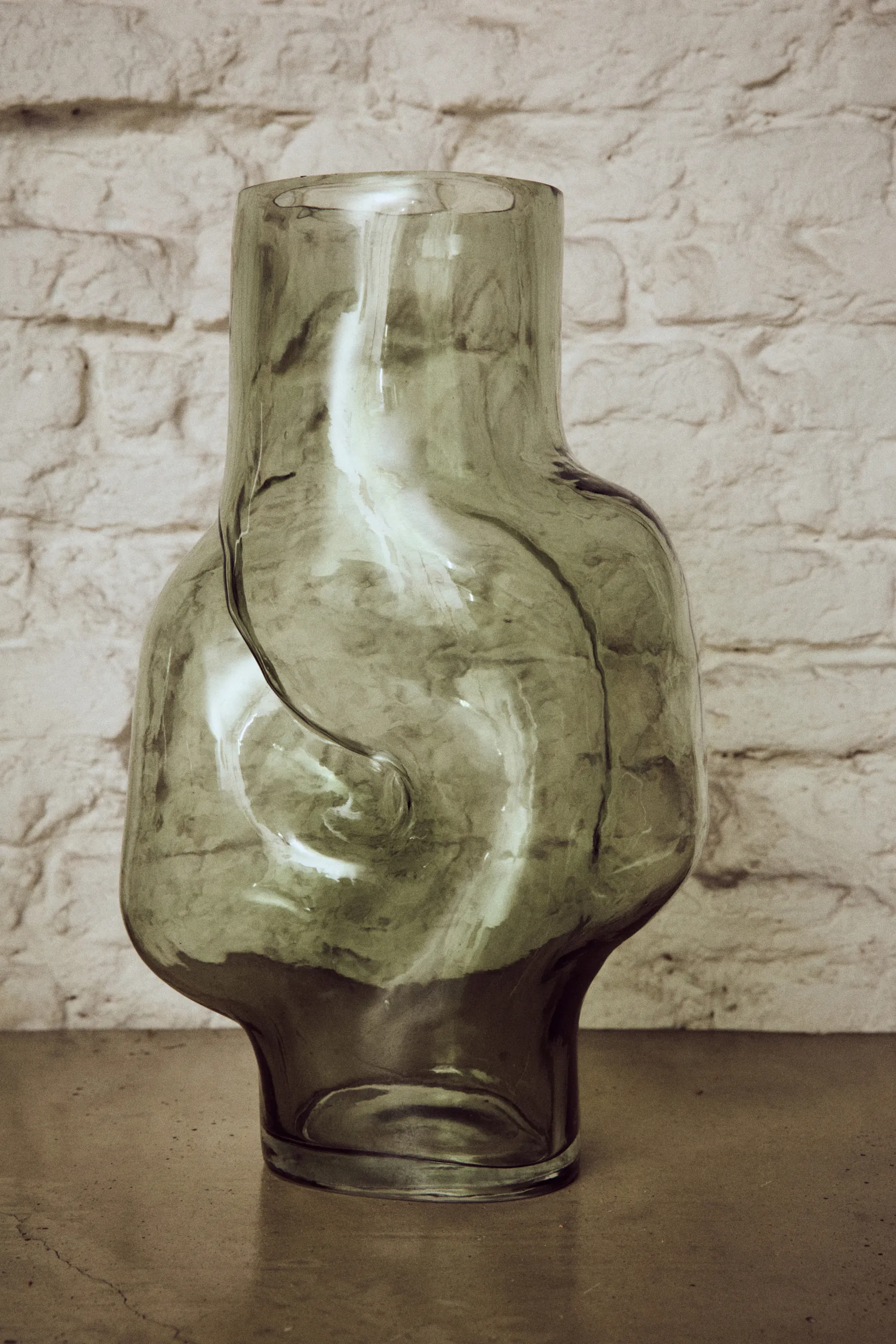 Gleam Vase high, Olive HKliving