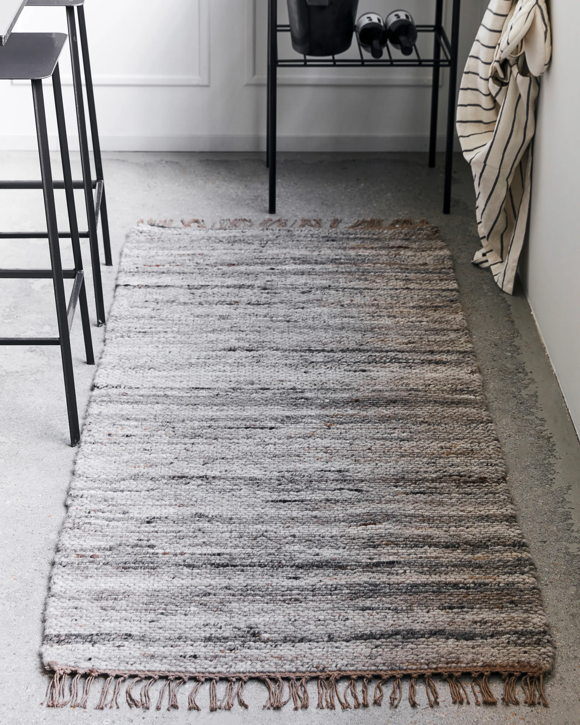 Hafi Teppich 80 x 200cm, Grau-braun House Doctor