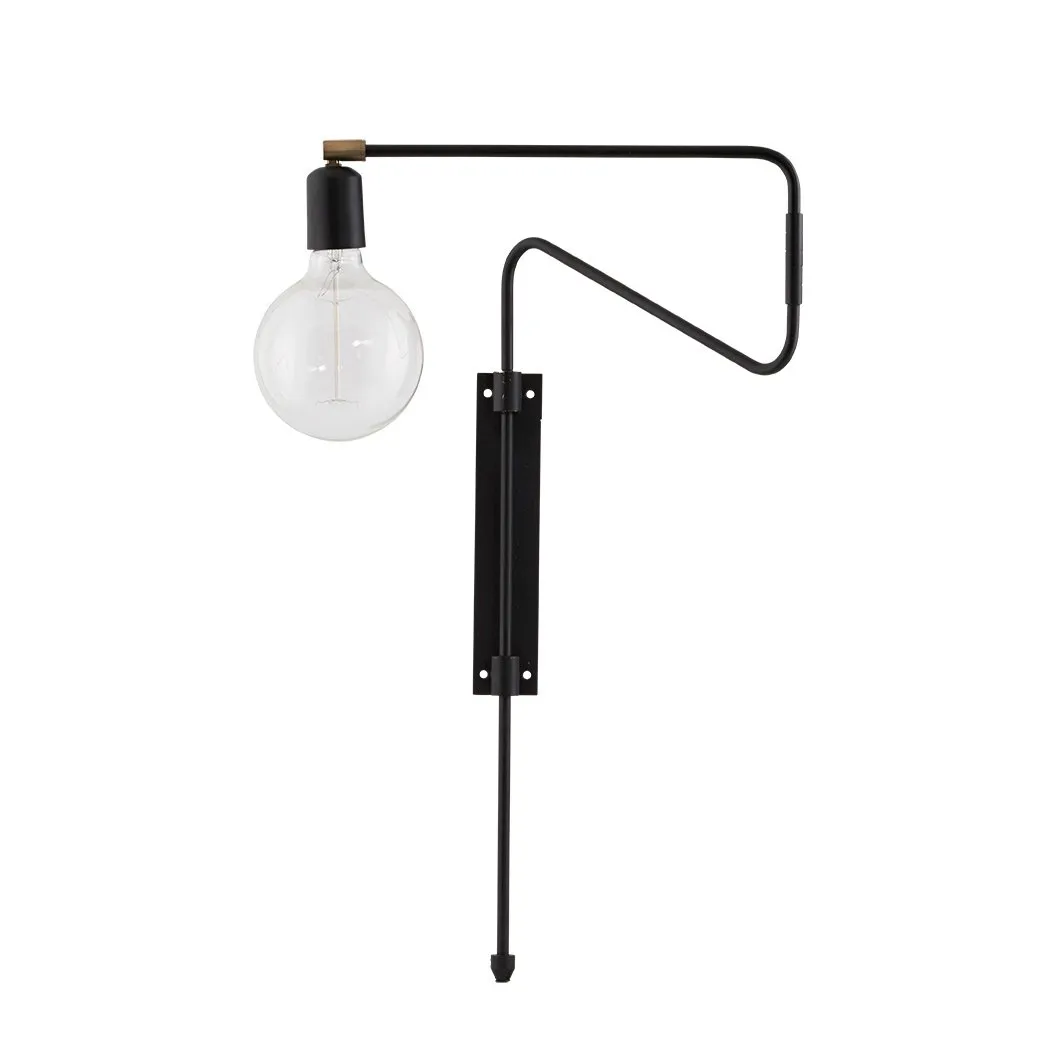 Swing Wandleuchte schwarz, Klein, 35cm House Doctor