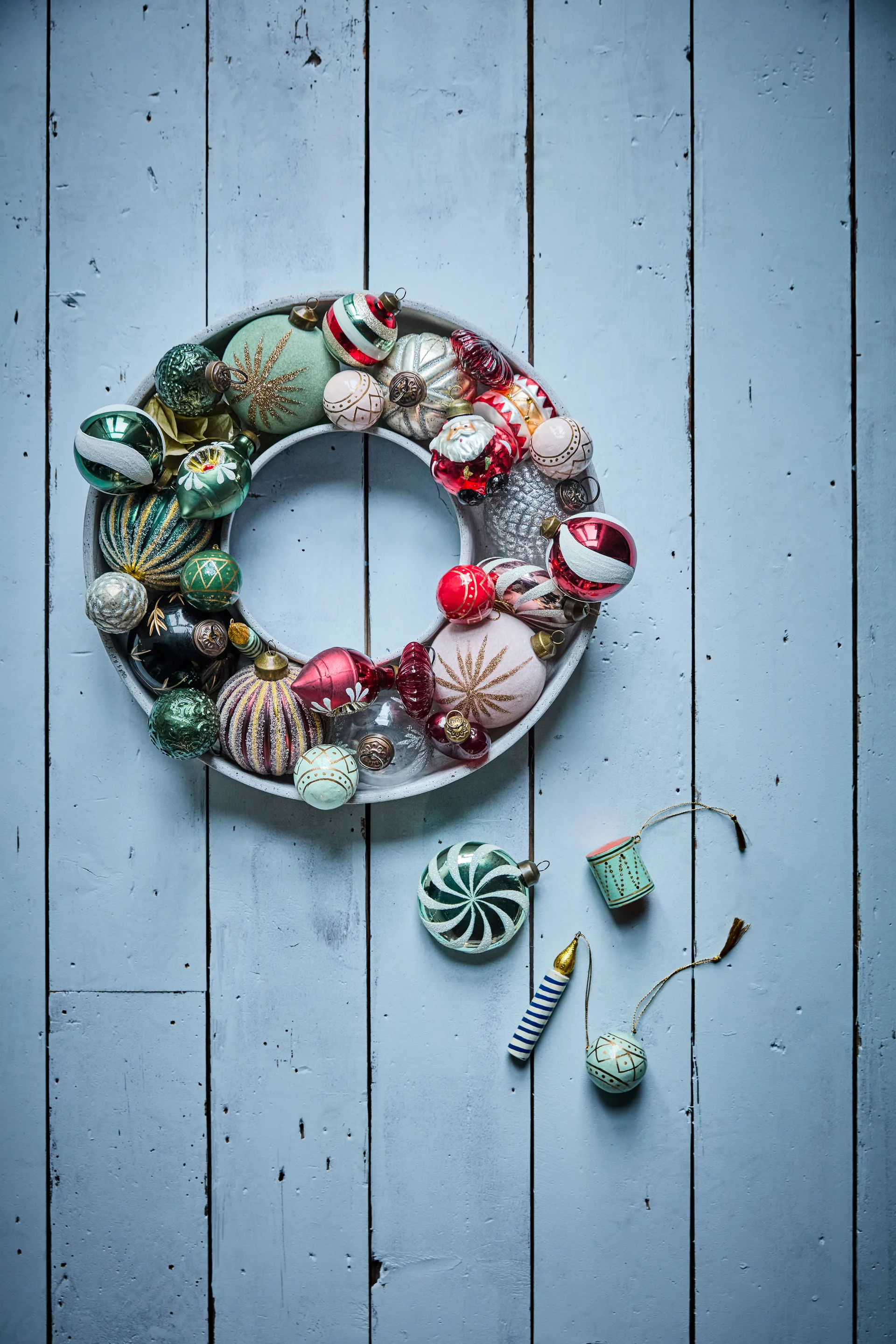 The Ring Kerzenhalter für Blockkerze Ø45cm, Beton House Doctor