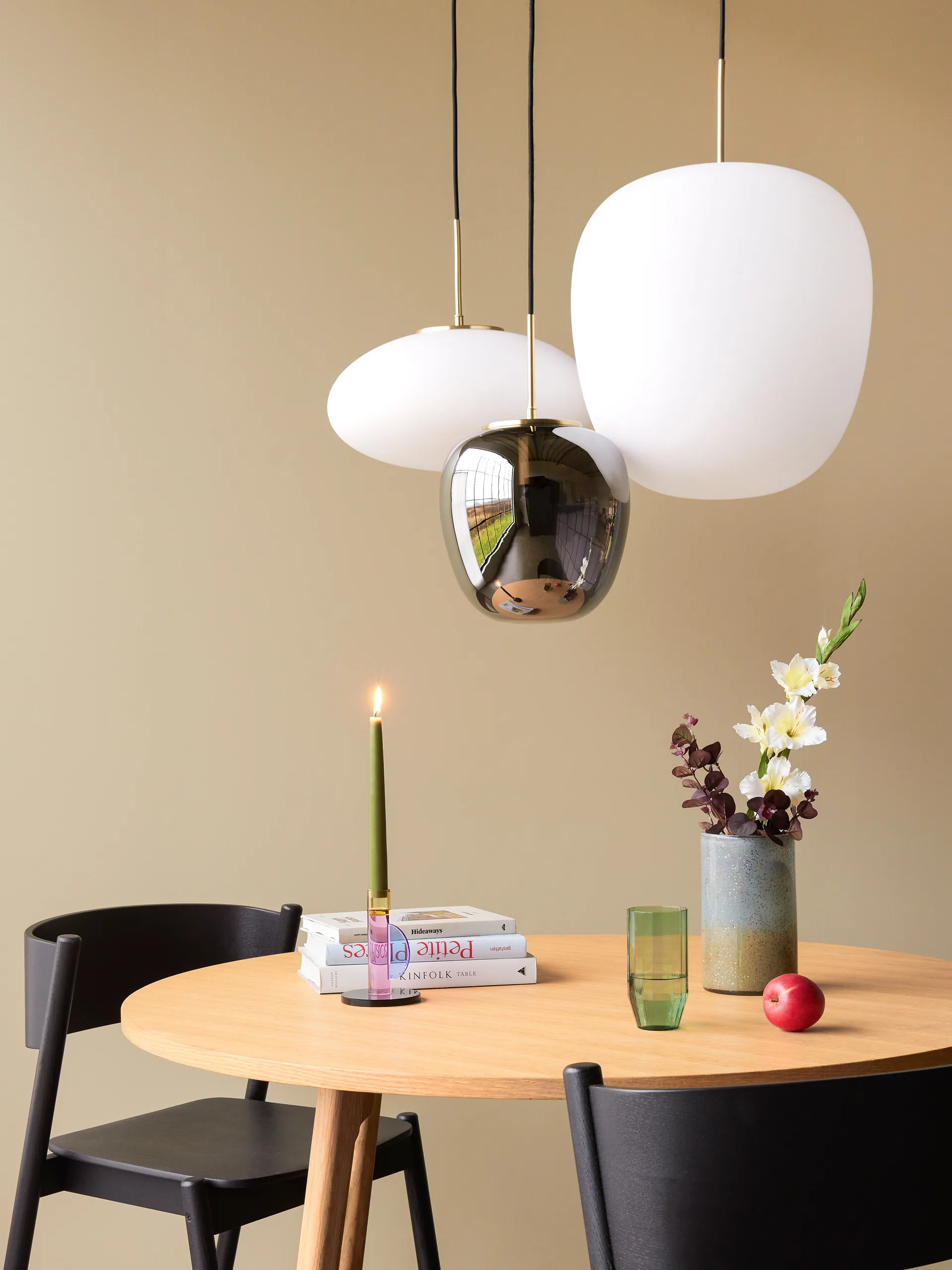 Muse Pendelleuchte Ø40 cm, White Hübsch Interior