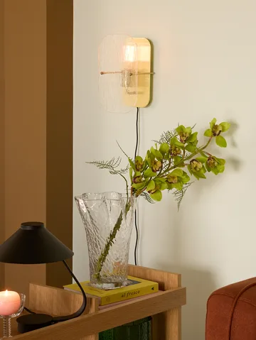 Ruffle Vase - Clear - Hübsch Interior