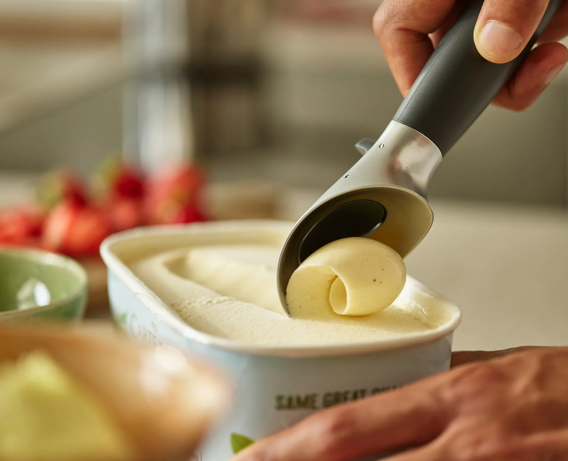 Elevate Eiskugelportionierer 21 cm, Grau Joseph Joseph