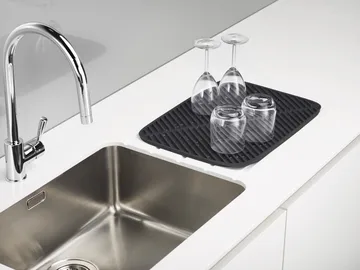 Flume Abtropfmatte groß 43,5 cm - Grau - Joseph Joseph