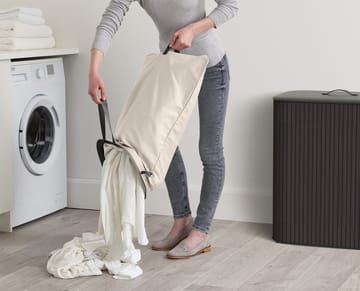 Tota Luxe Wäschekorb 90 L - Black - Joseph Joseph