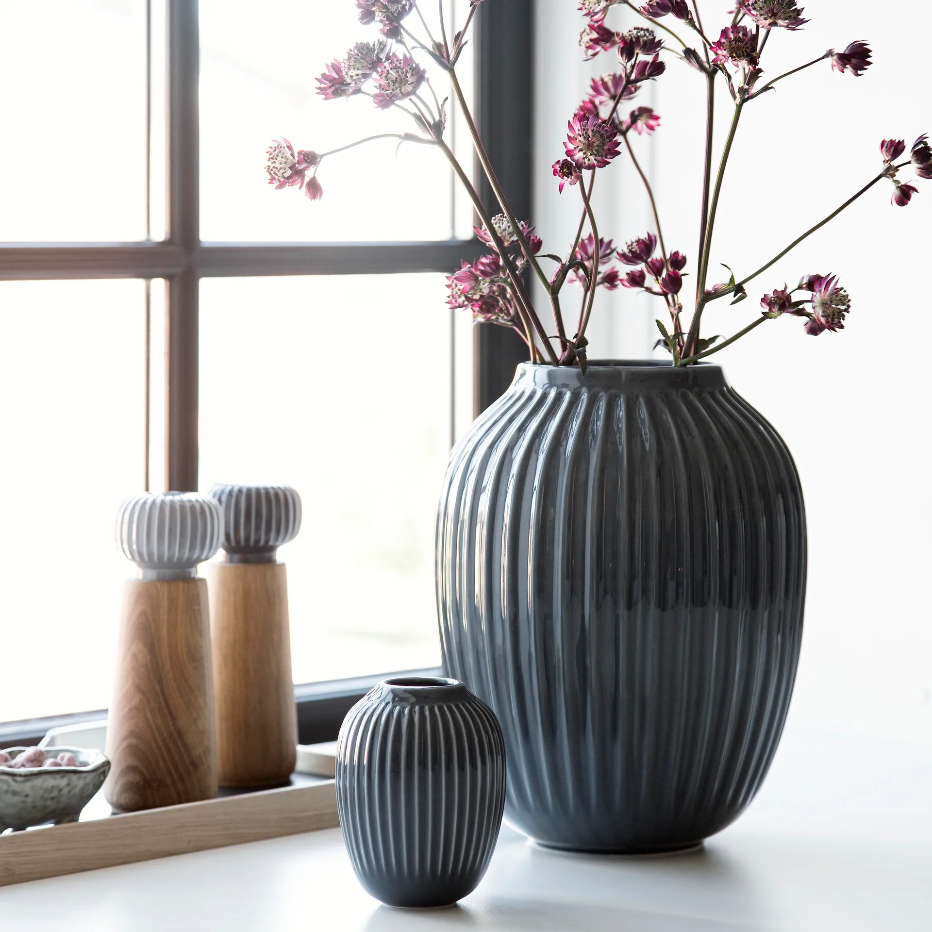 Hammershøi Vase, Anthrazitgrau, groß 25,5 cm Kähler