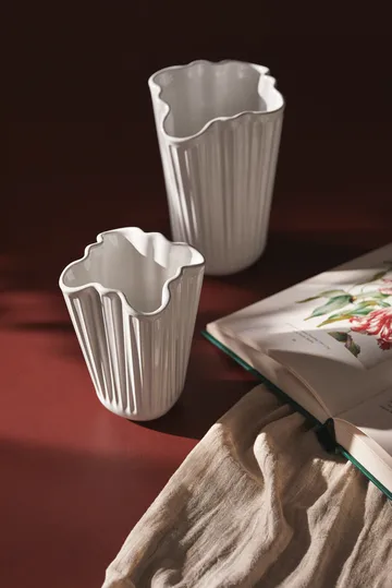 Hammershøi Vase unfold - Weiß, 20,5 cm - Kähler