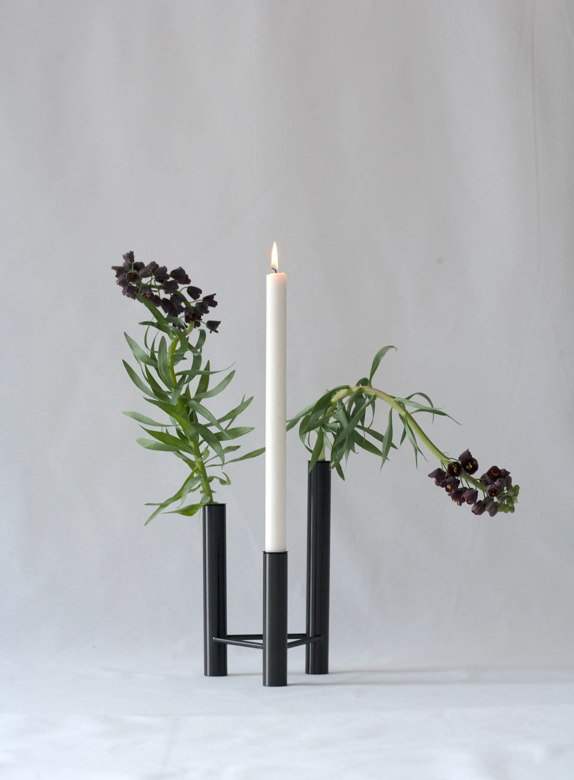 VISTA Vase und Kerzenhalter, Black Kay Bojesen