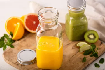 Kilner Saft- und Saucenflasche - Klar-Edelstahl, 0,5 l - Kilner
