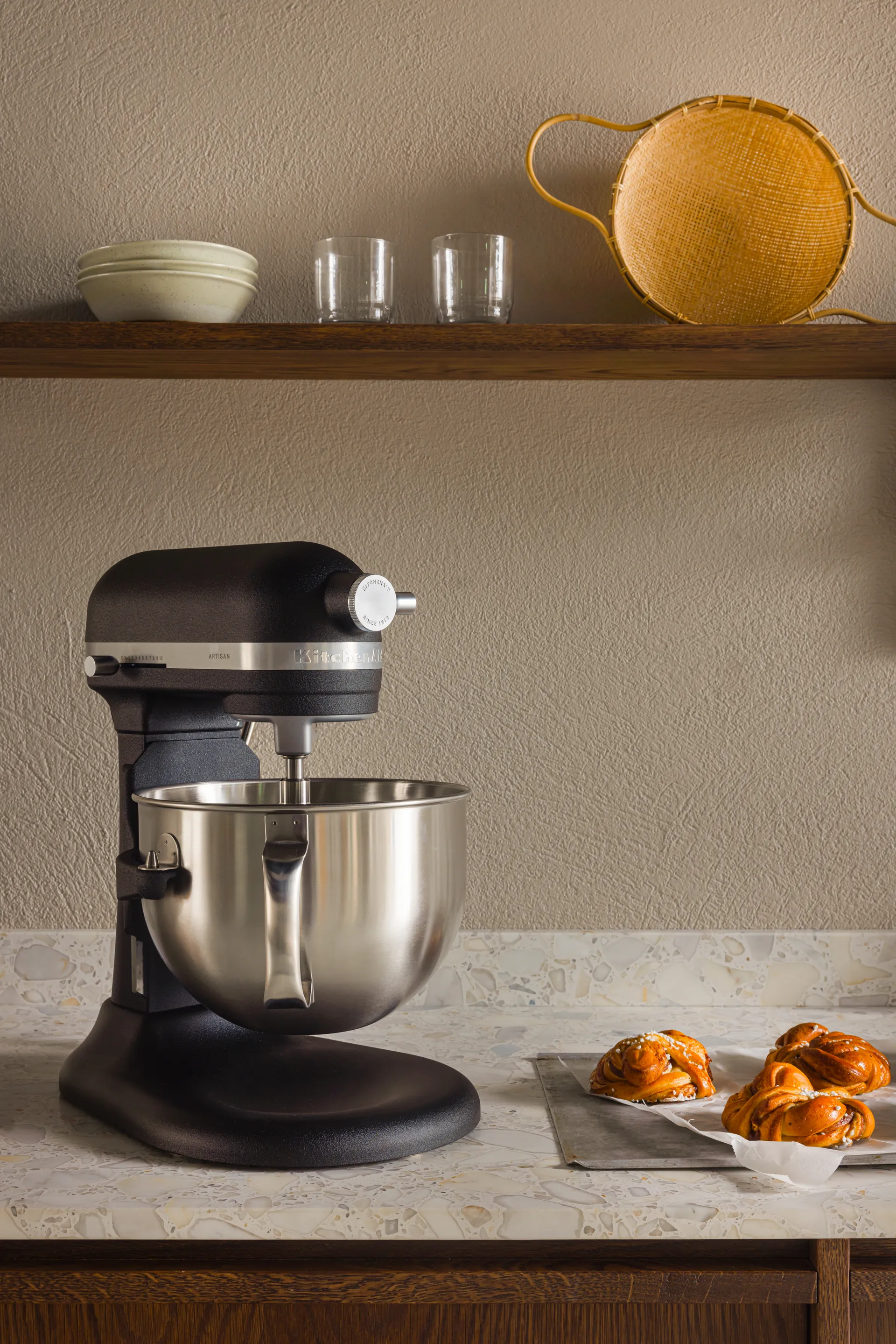 Artisan 5KSM70 Küchenmaschine mit Hebearm 6,6 L, Cast iron black KitchenAid