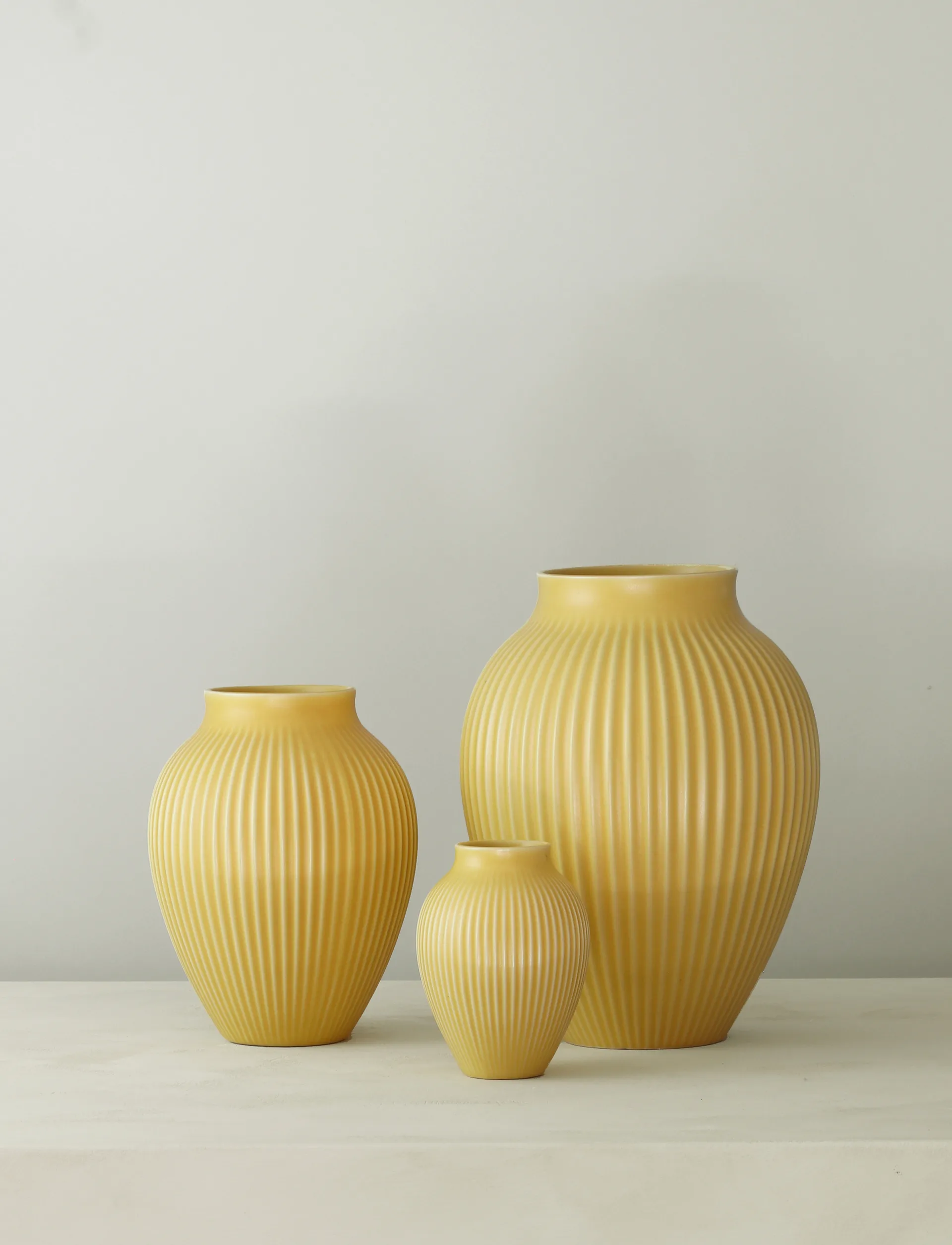 Knabstrup Vase geriffelt 20cm, Yellow Knabstrup Keramik