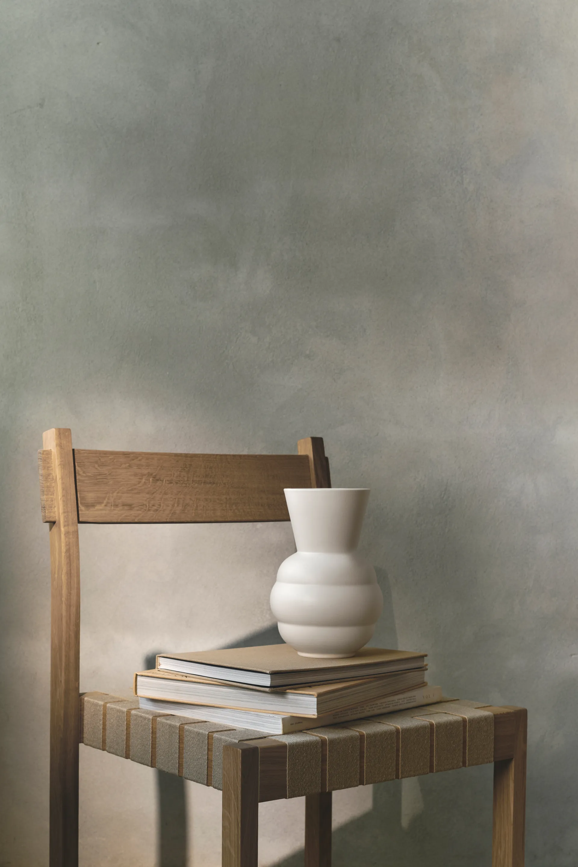 Tortus Archie Vase No1 21 cm, Weiß Knabstrup Keramik