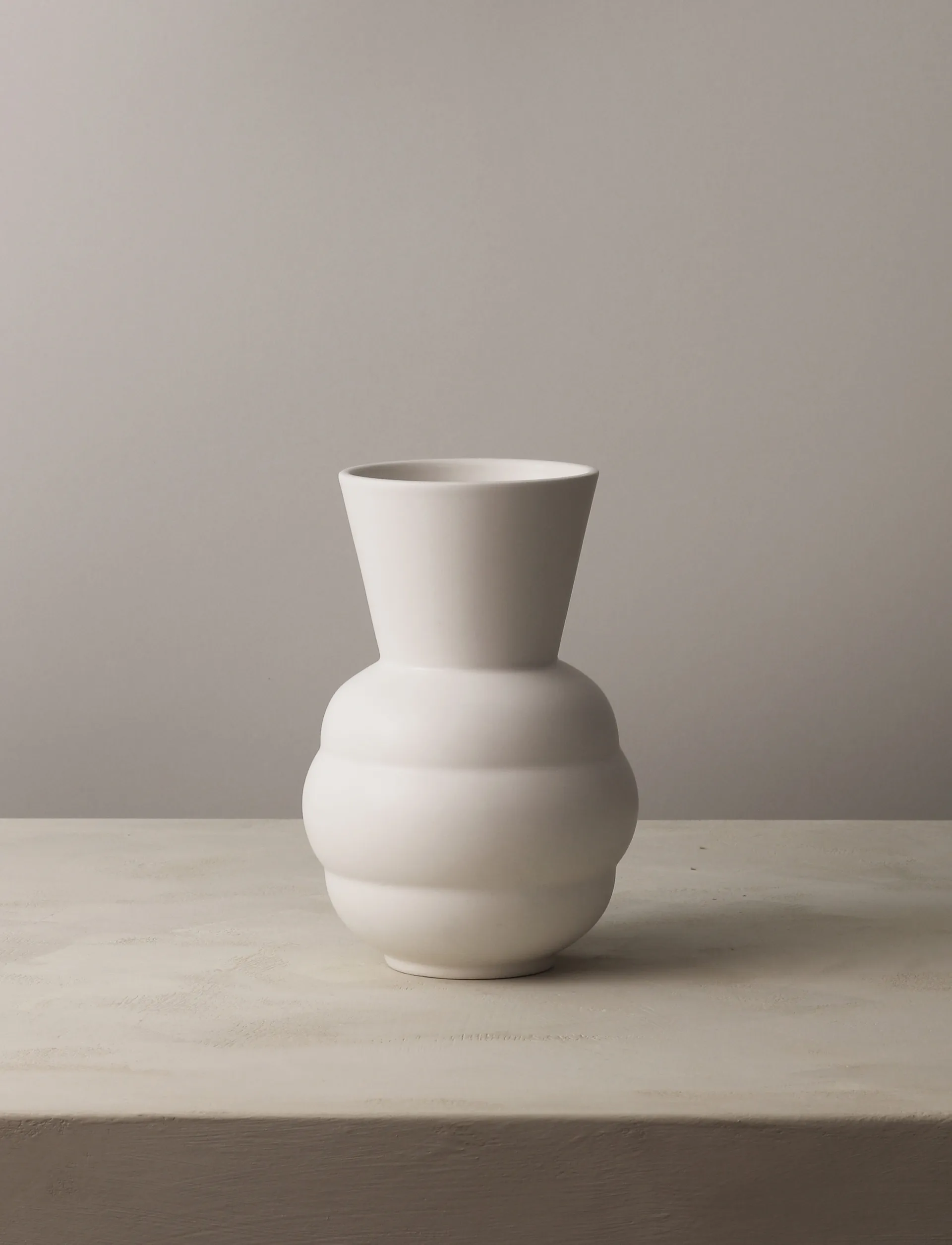 Tortus Archie Vase No1 21 cm, White Knabstrup Keramik
