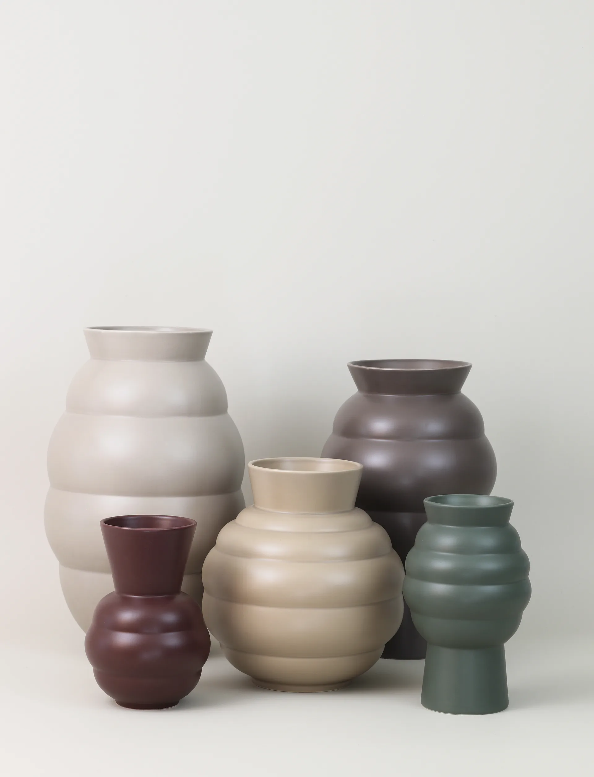 Tortus Archie Vase No2 23,5 cm, Dark green Knabstrup Keramik