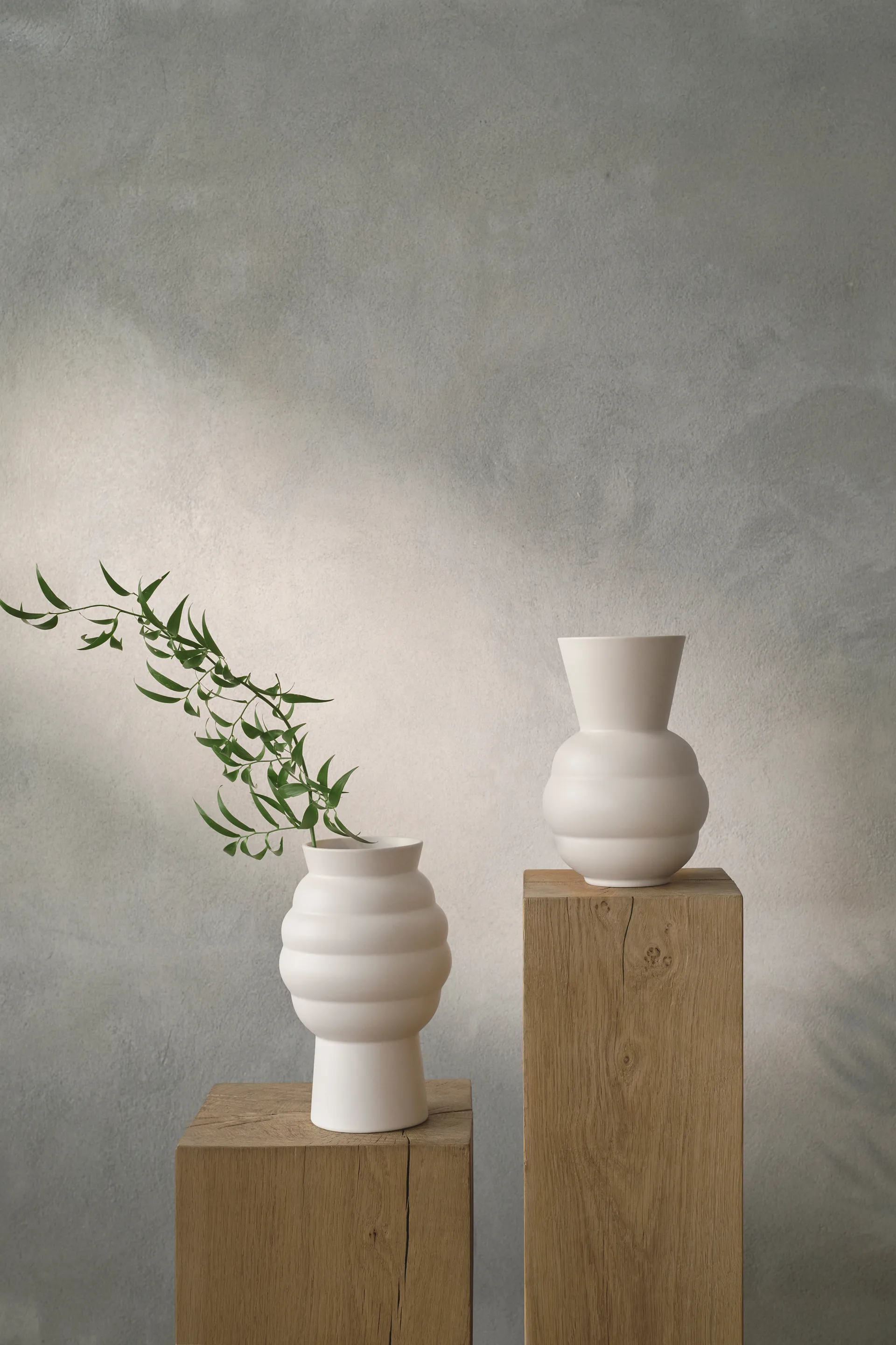 Tortus Archie Vase No2 23,5 cm, White Knabstrup Keramik