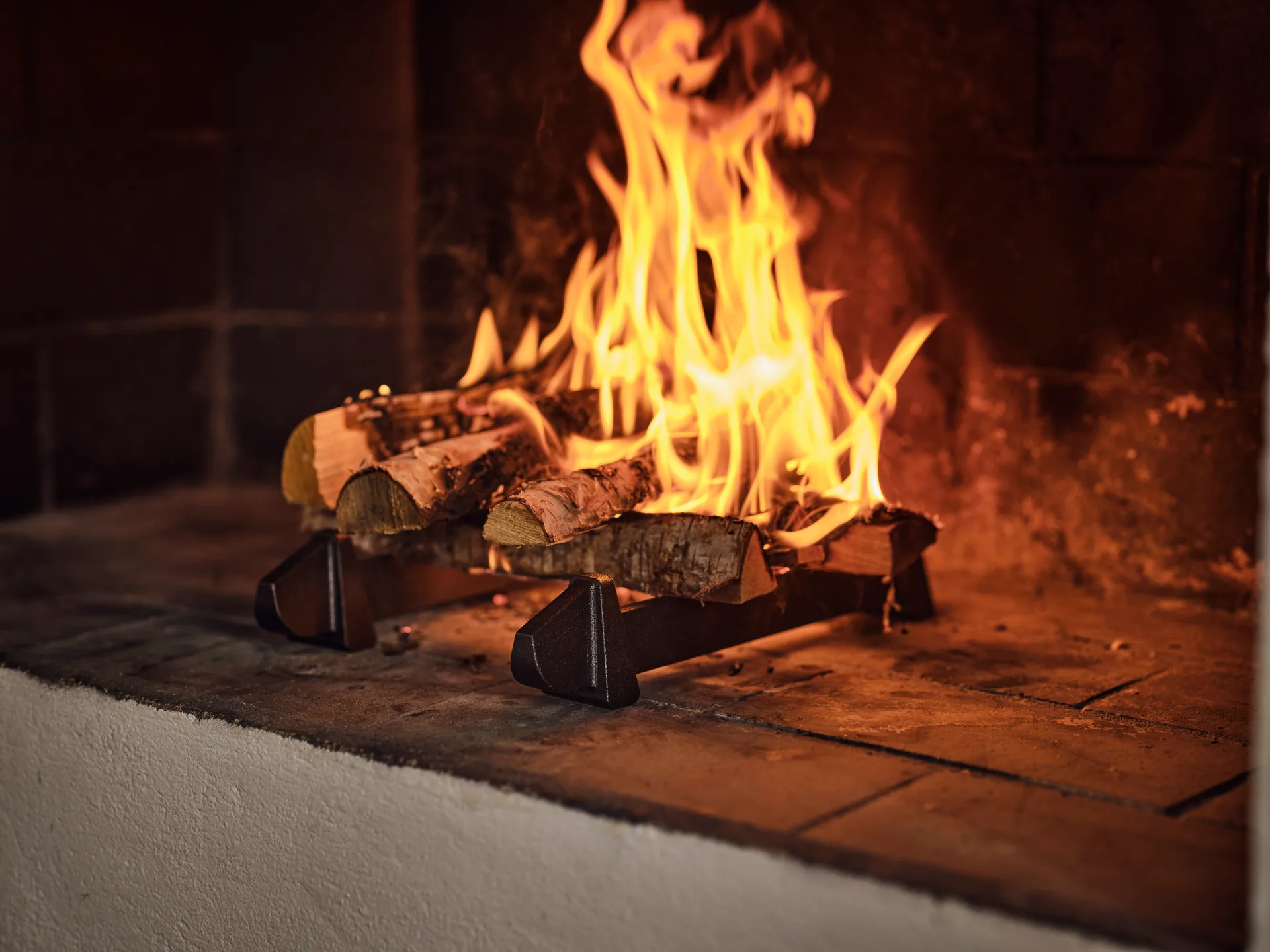 Korbo Fire-works Kaminhund 2-teilig, Gusseisen KORBO