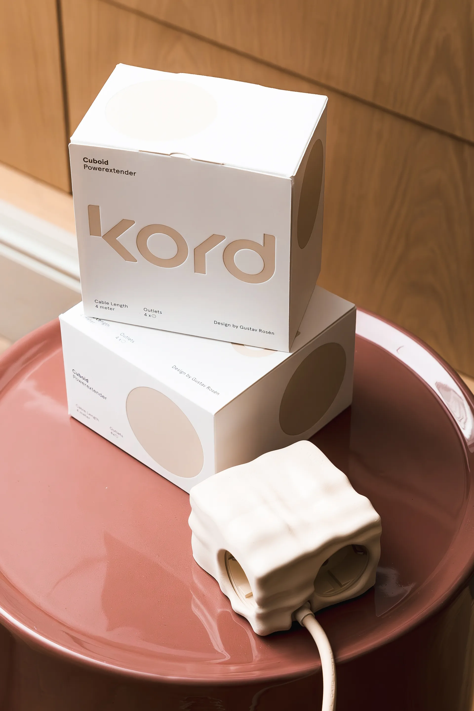 Cumulus+ case-Schale für Cuboid+ Steckdosenleiste, Beige Kord