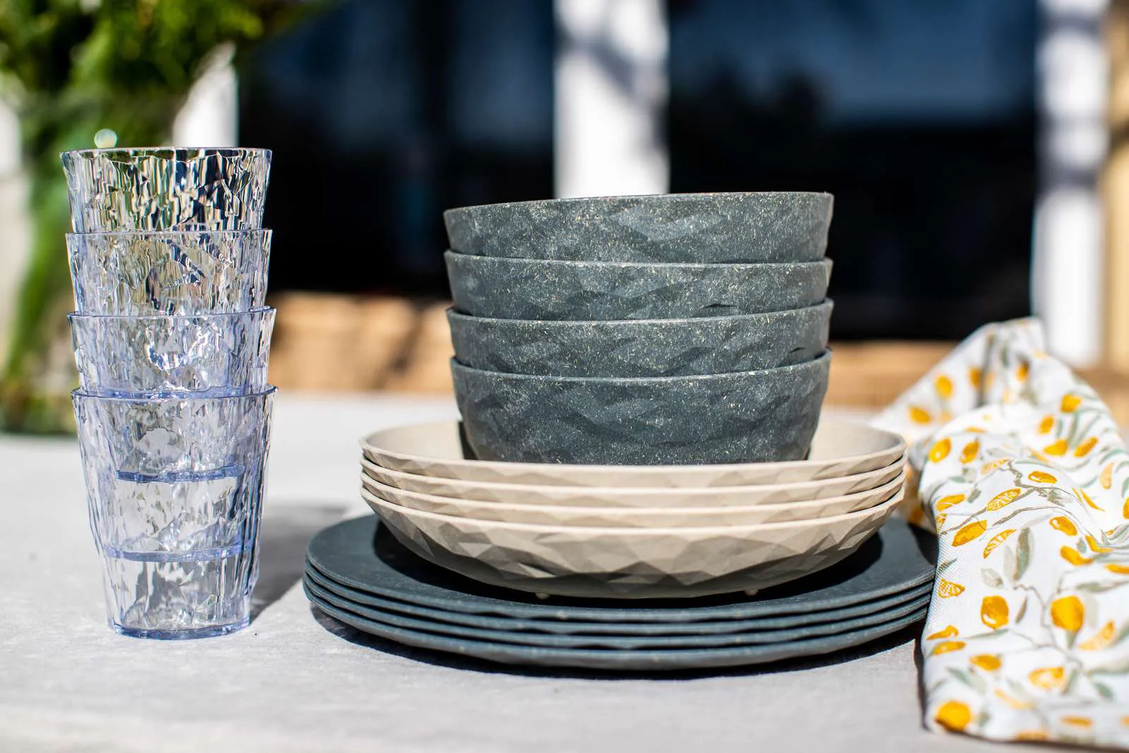 Club Göteborg Geschirrset 16-teilig, Multi Koziol