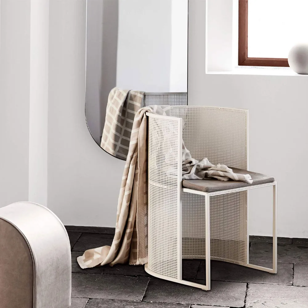 Bauhaus Stuhl, Black Kristina Dam Studio