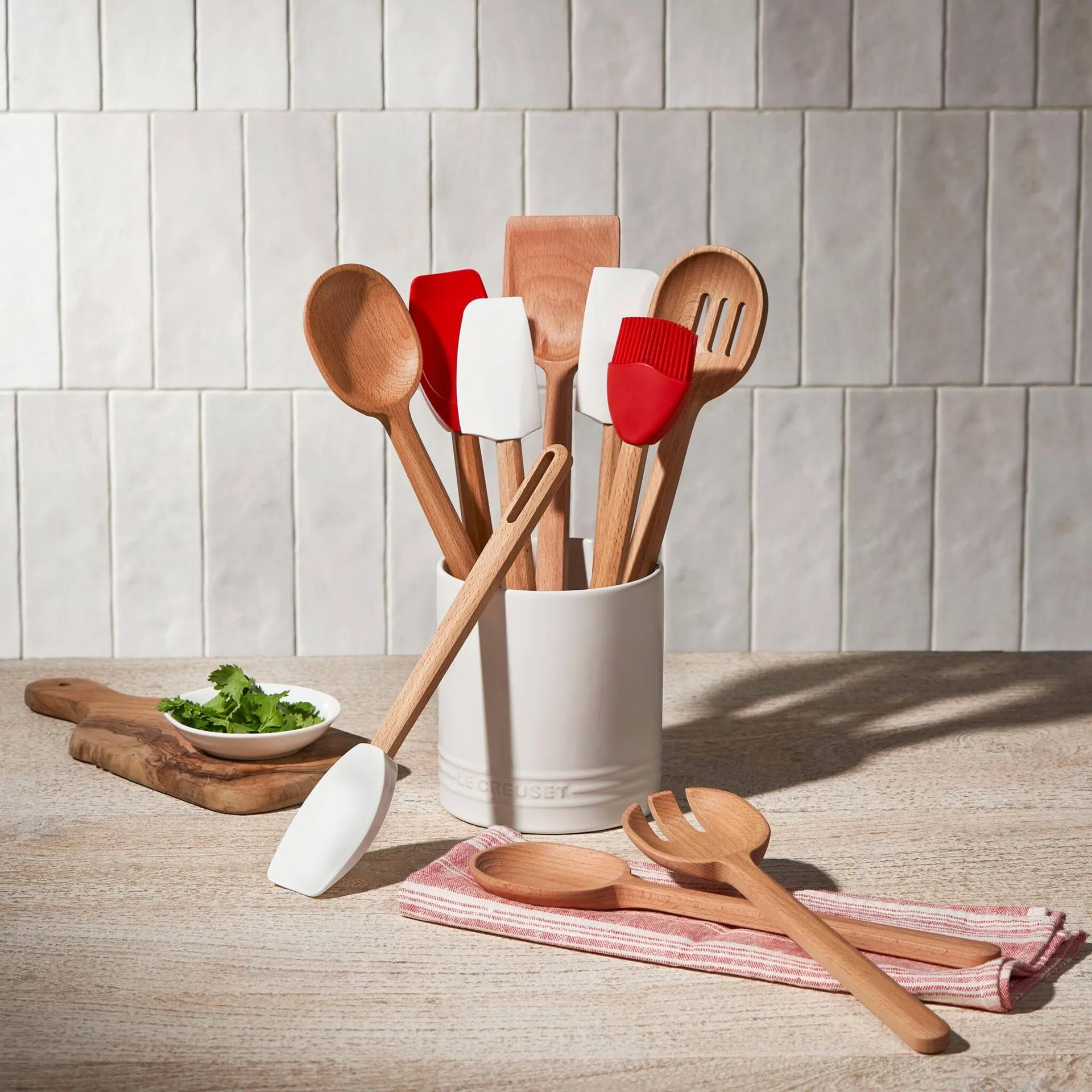 Le Creuset Signature Kochlöffel, Cerise, narrow Le Creuset